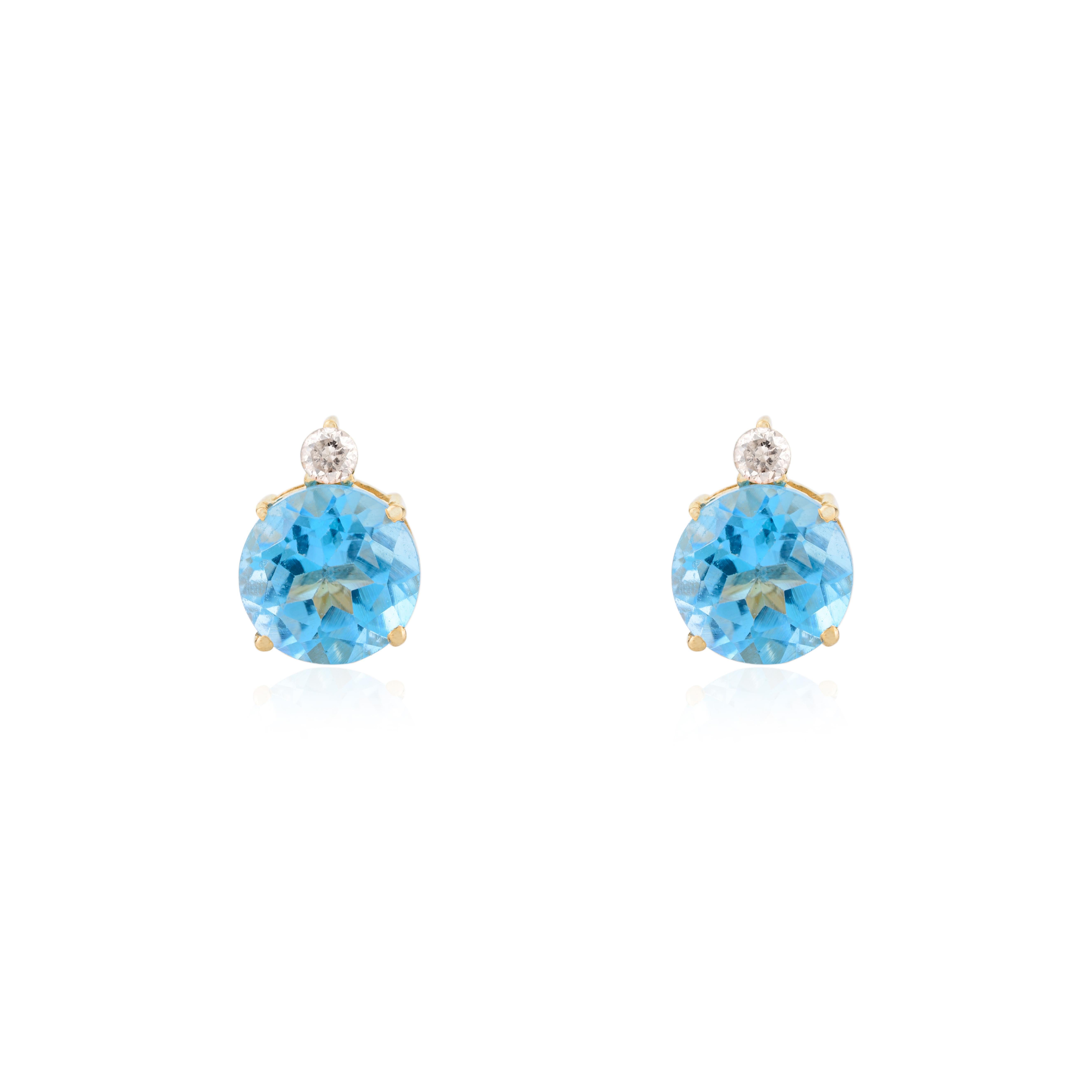 Brilliant Cut Blue Topaz Diamond Pendant Ring Earrings Set in 18k Yellow Gold For Sale 1