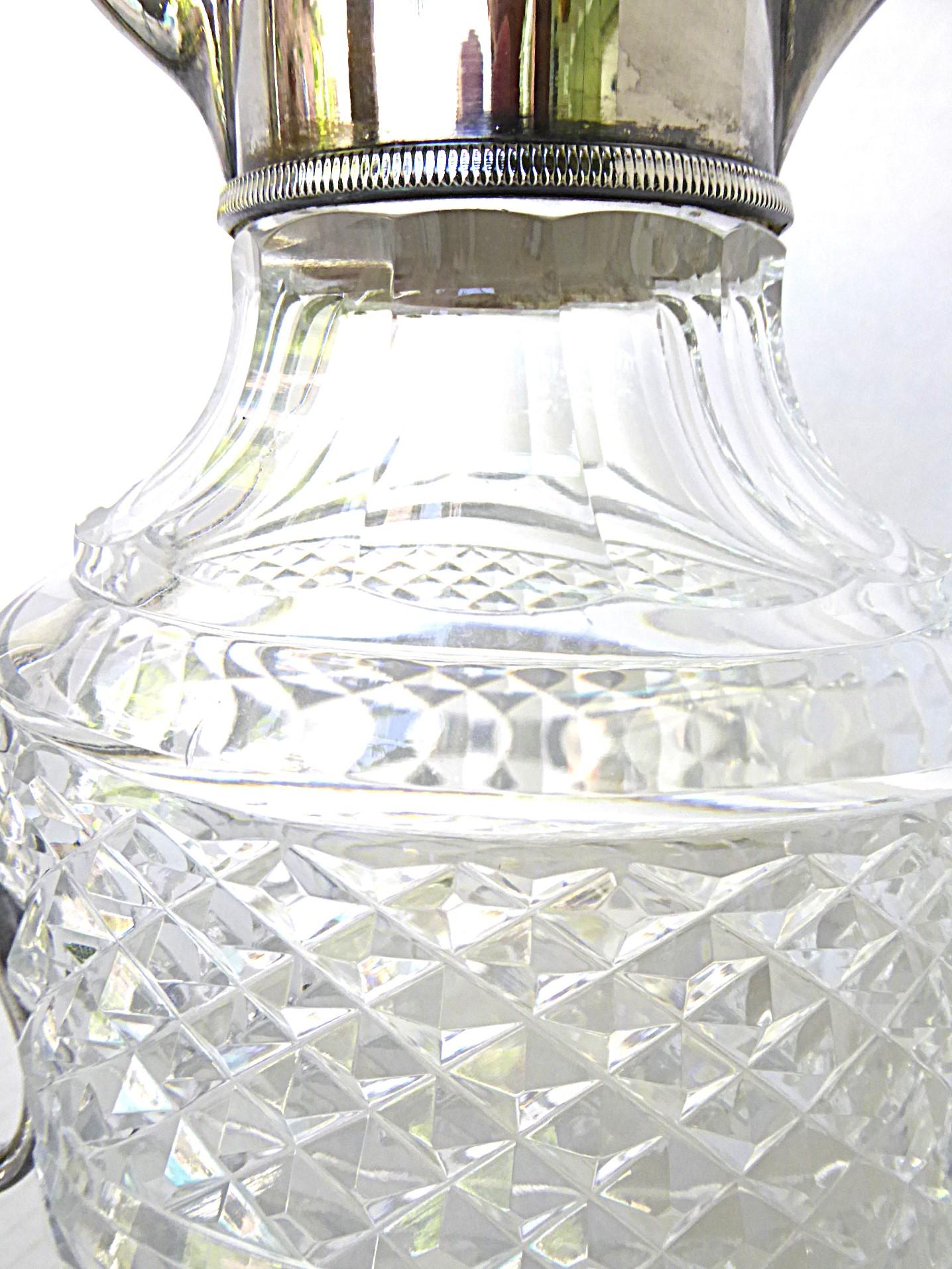 Jarra vintage de cristal tallado brillante y chapa de plata attr. Waterford años 70 en venta 1