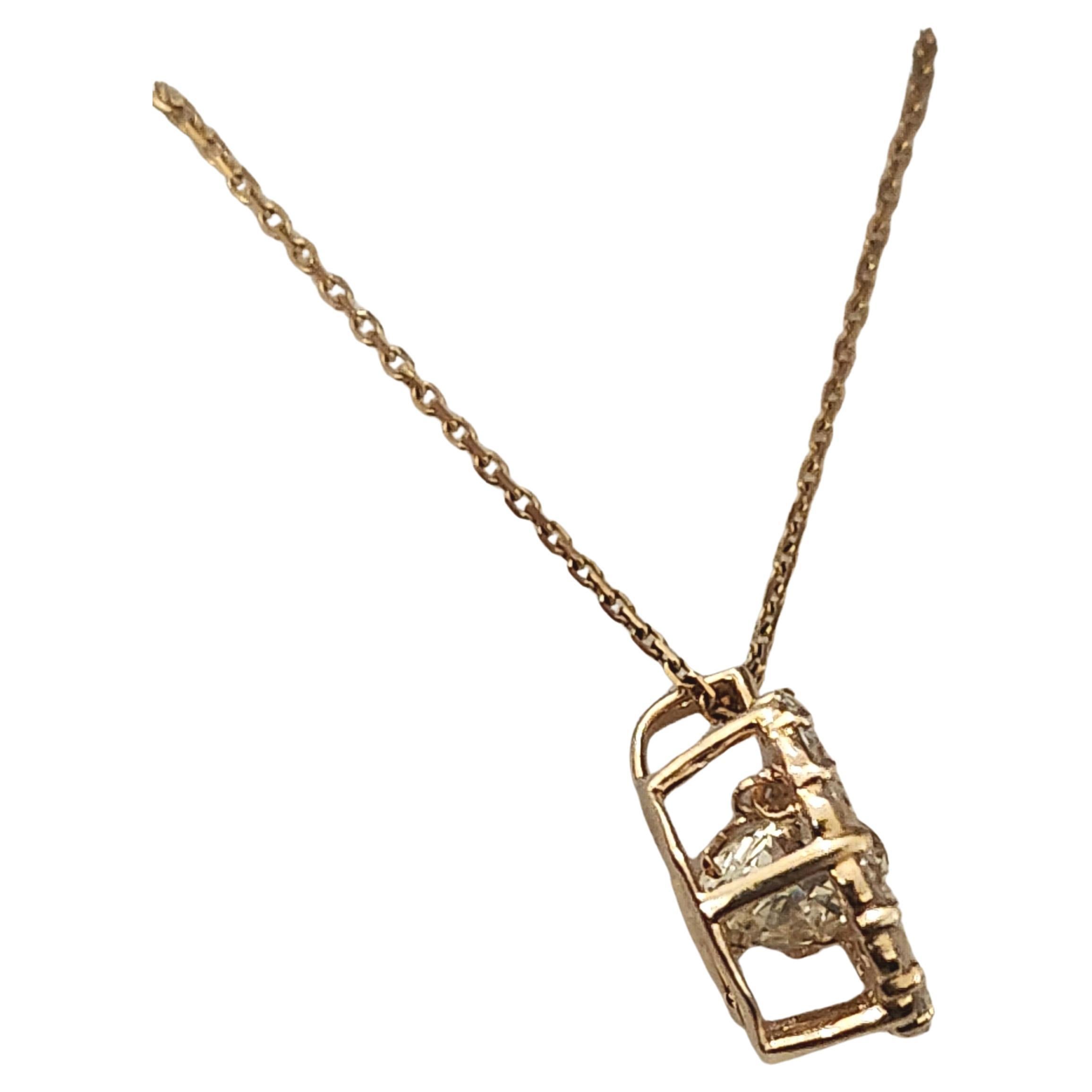 Pendentif en or avec diamant taille brillant 0,85 carat Excellent état - En vente à Cairo, EG