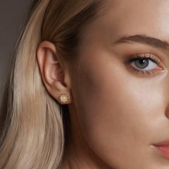 Boucles d'oreilles fleur en or jaune 14K (ou 18k sur demande) avec diamant taillé en brillant