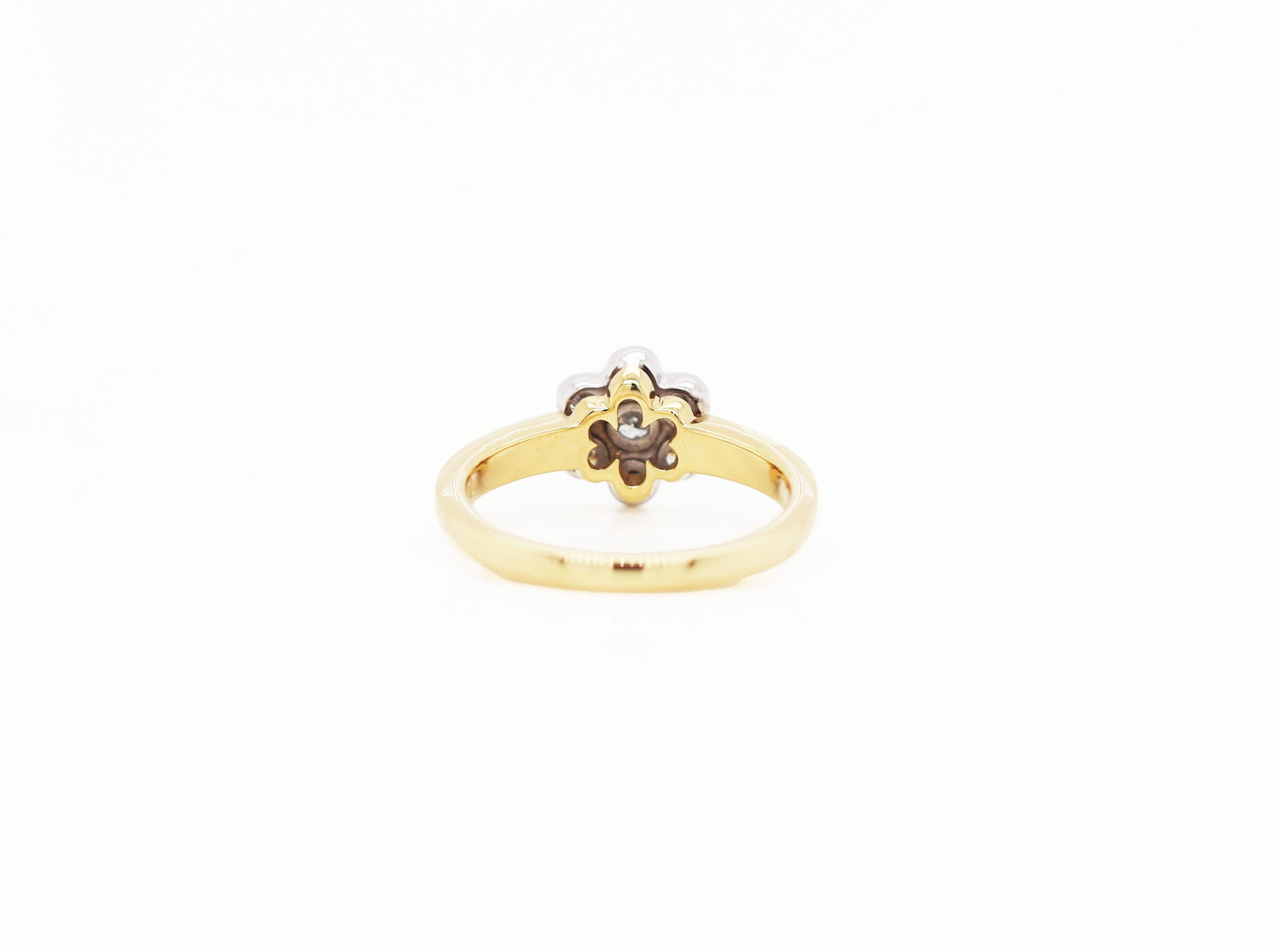 Round Cut Brilliant Cut Diamond 18 Carat Gold Flower Cluster Engagement Ring
