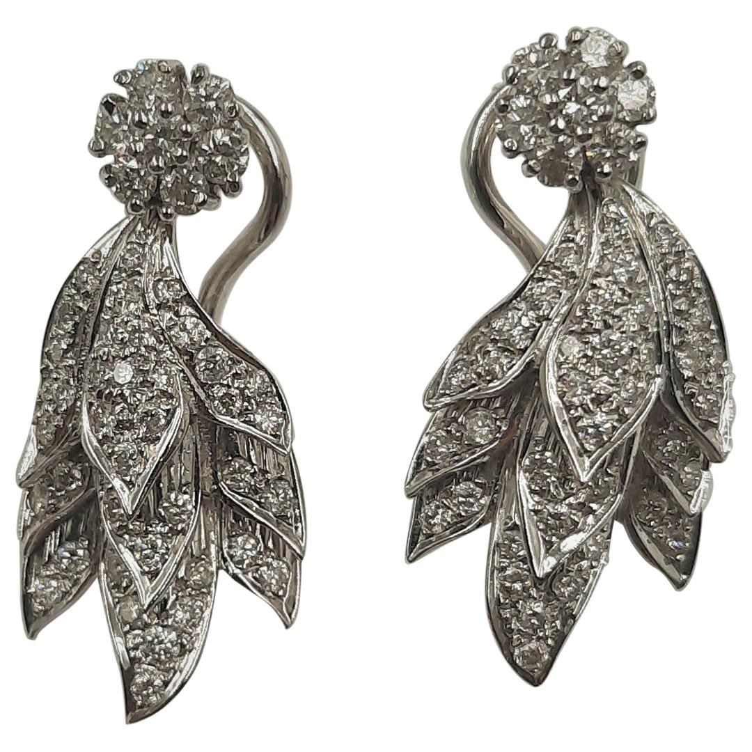 Brilliant Cut Diamond 18 Carats White Gold En Tremblant Leaves Earrings For Sale