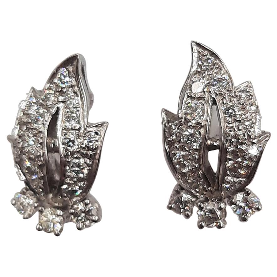 Brilliant Cut Diamond 18 Carats White Gold Medium Leaves Earrings For Sale
