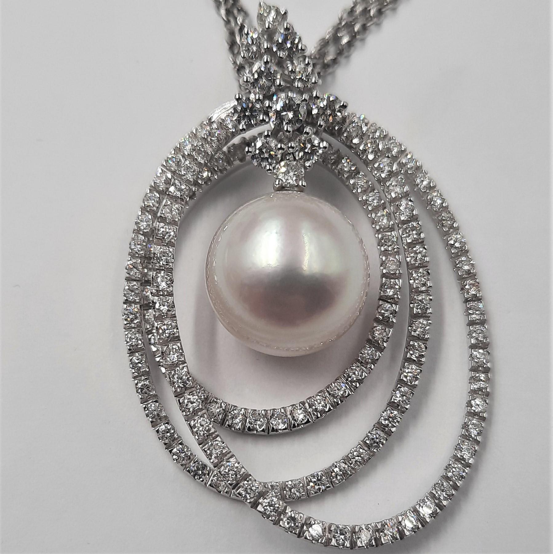 Contemporary Brilliant Cut Diamond Australian Sea Pearl White Gold Pendant For Sale