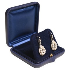 Ohrringe mit Diamanten im Brillantschliff ( ca. 0,5 Karat), Perlen Halo, Platin