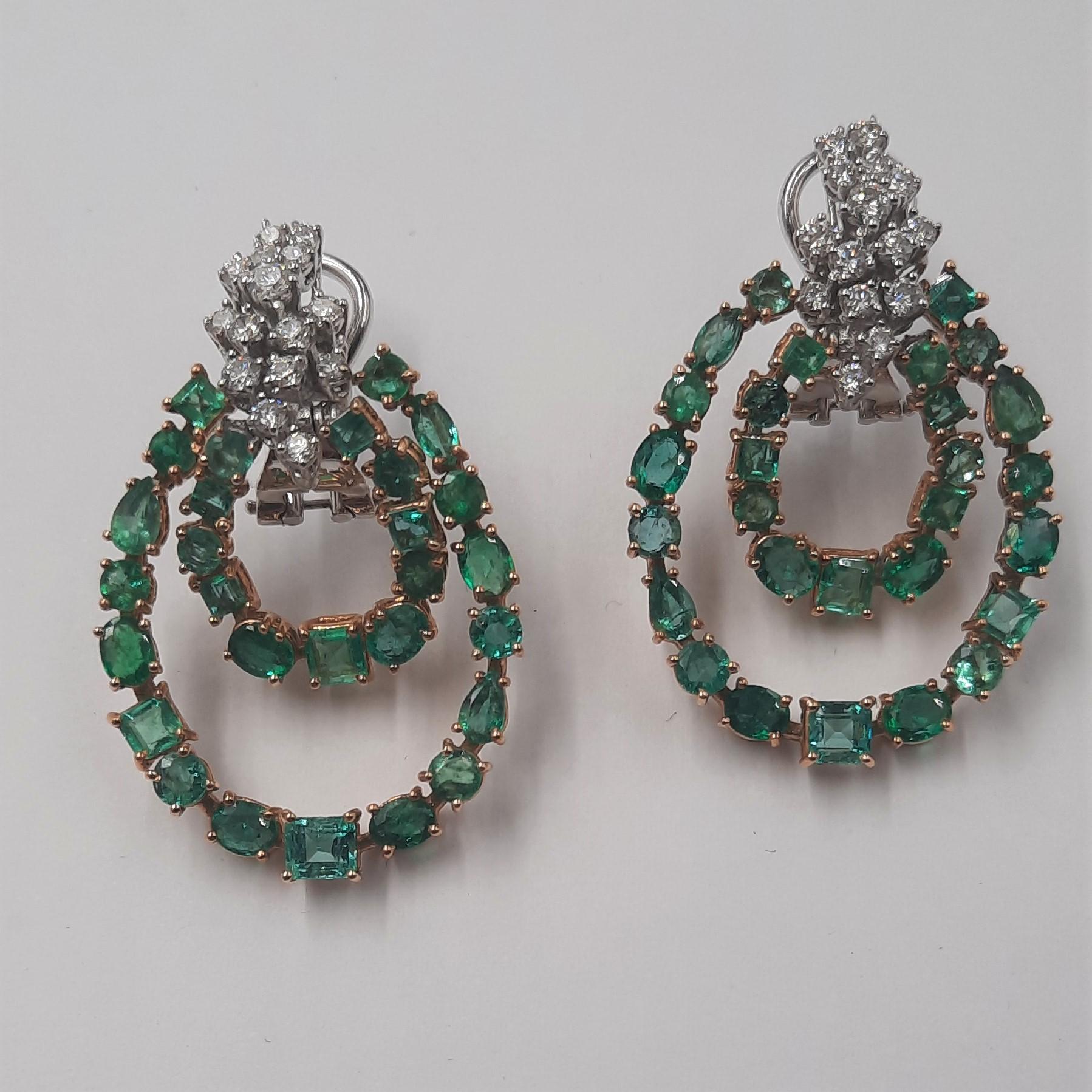 Beautiful Italian brilliant cut diamond (1.12 carats), emerald (8.5 carats) and 18 carats yellow and white gold (16.8 grams) earrings.  