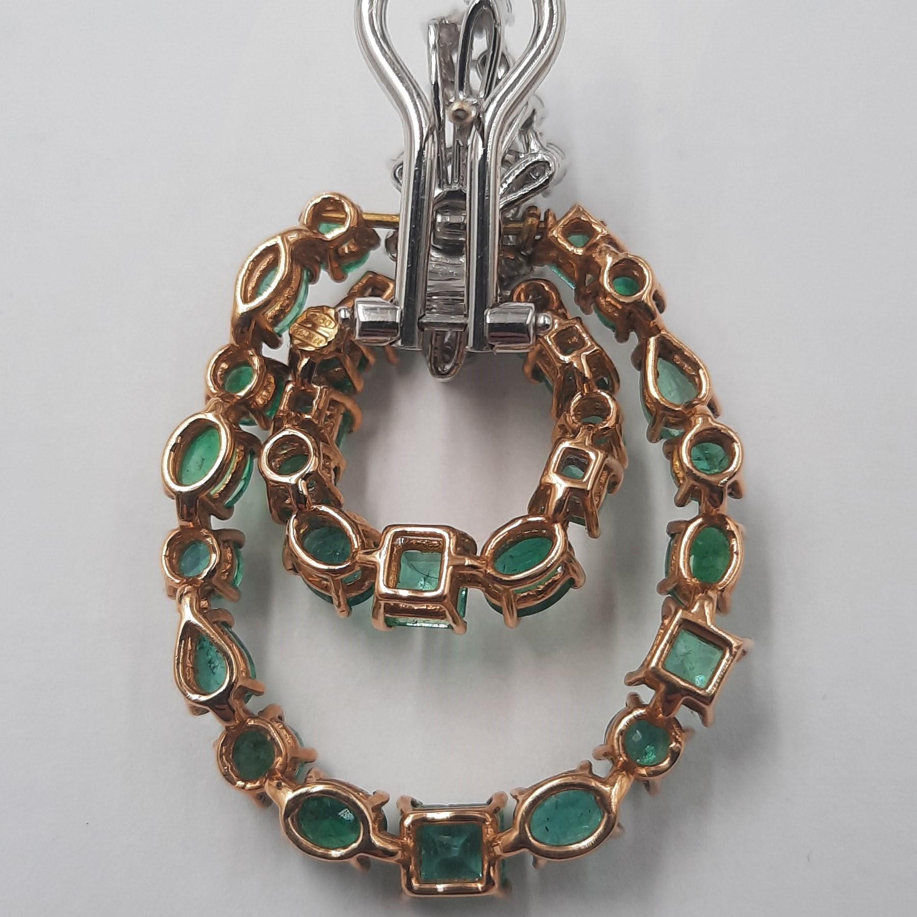 Women's Brilliant Cut Diamond Emerald 18 Carats Yellow White Gold Earrings For Sale