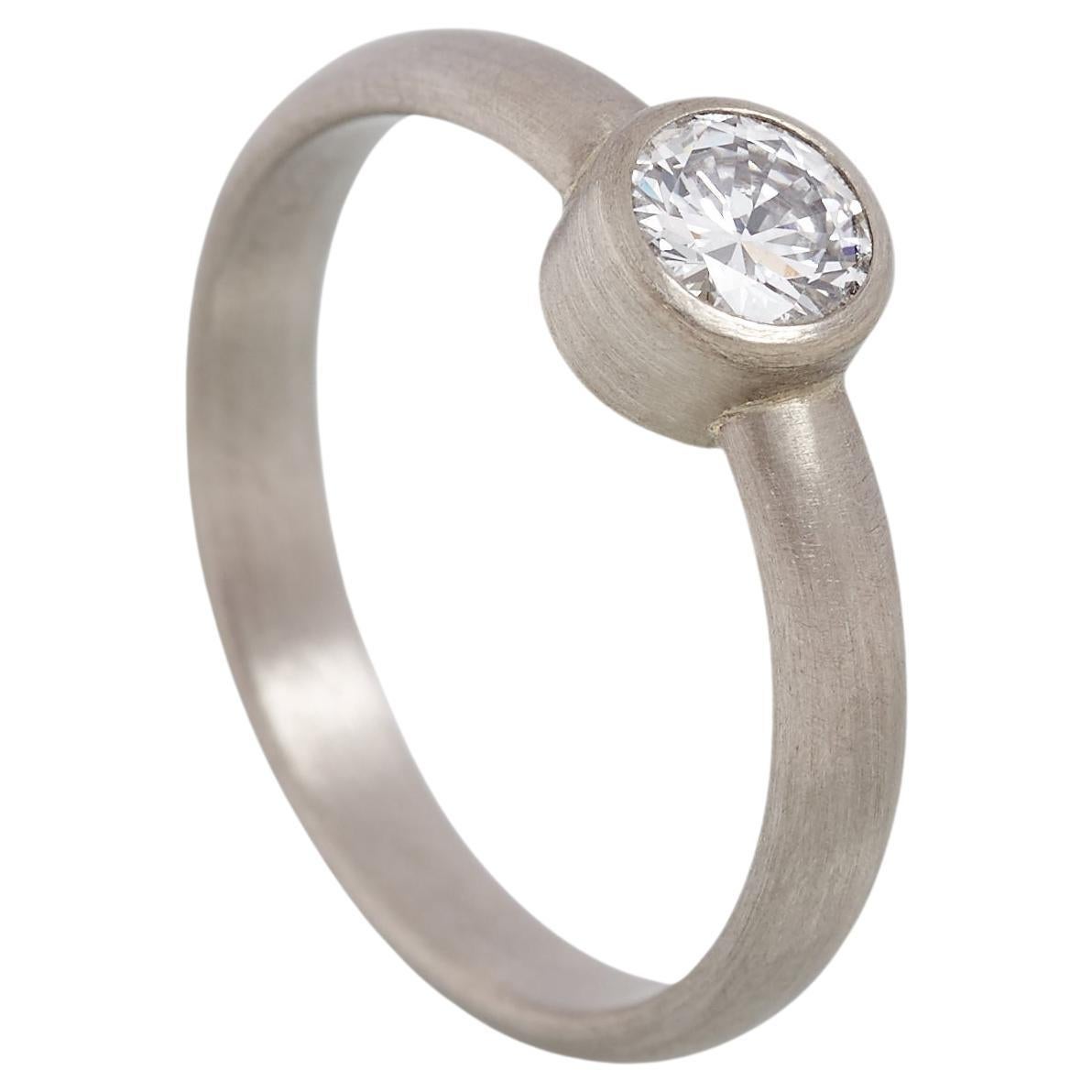 Brilliant Cut Diamond Ring, 18 Carat White Gold For Sale