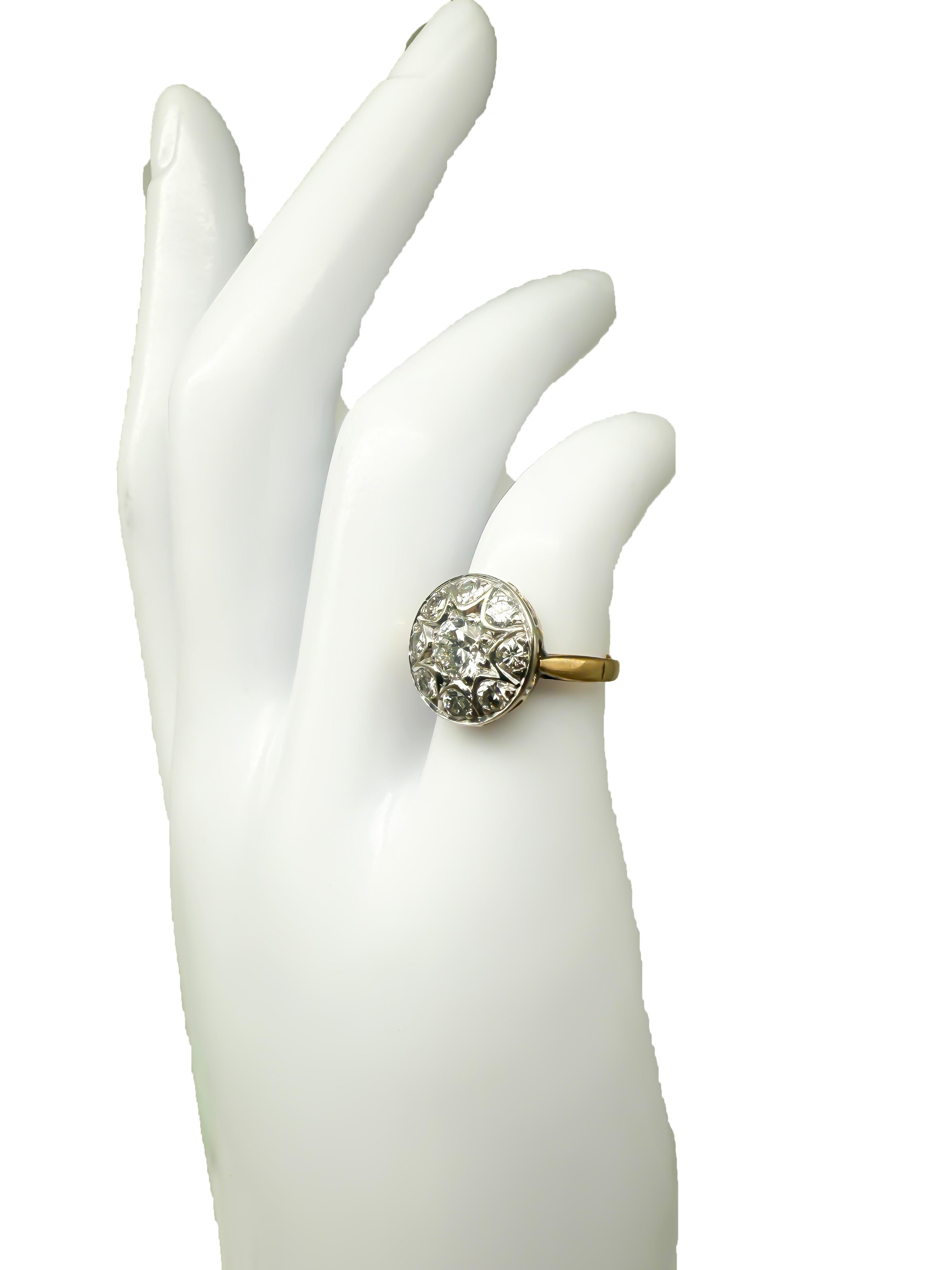 Brilliant-cut diamond ring in 18K yellow gold In Good Condition For Sale In Berlin, DE