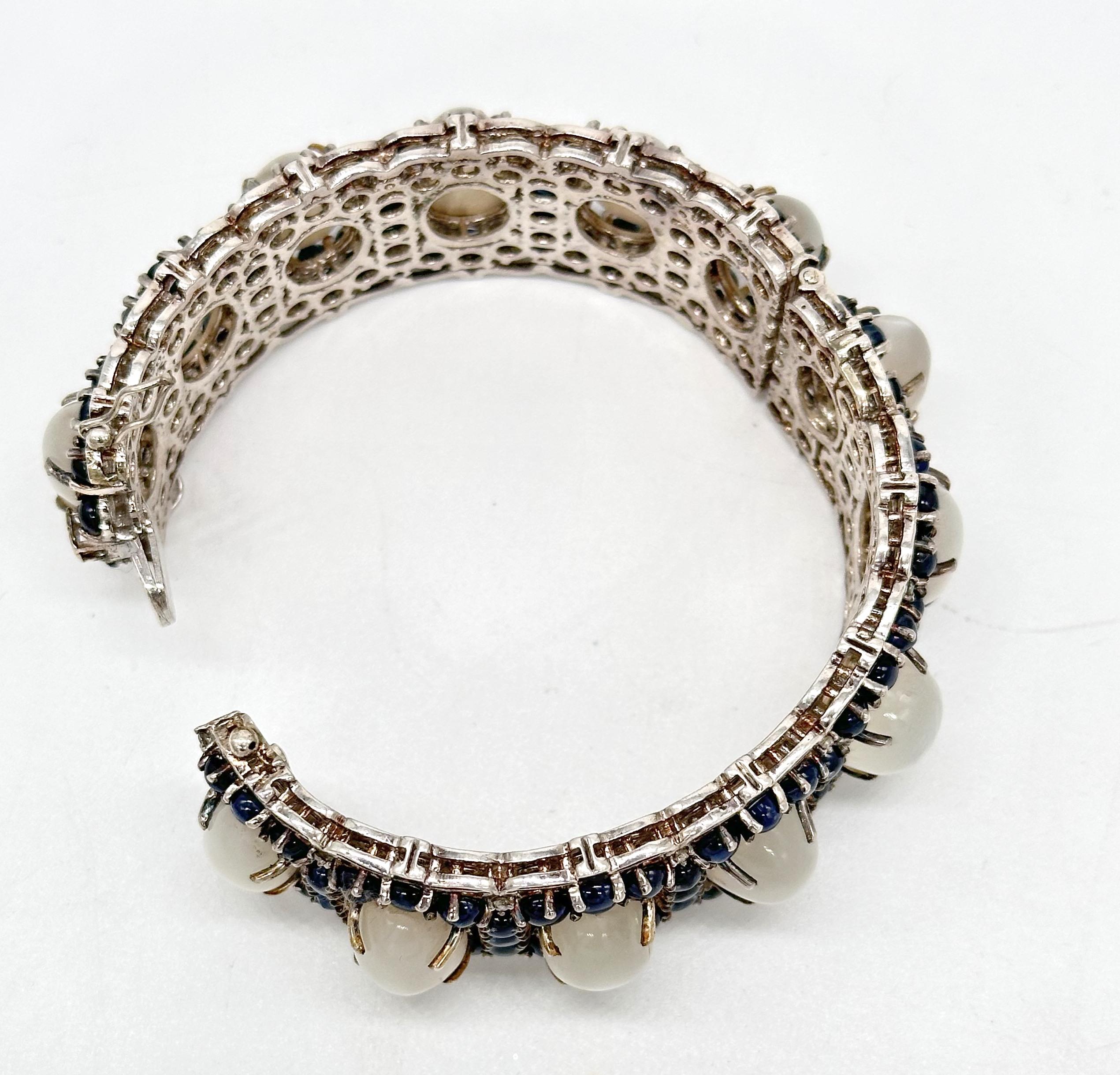 Ovales Sterlingsilber-Armband mit Diamanten im Brillantschliff, Mondstein und blauem Saphir im Angebot 2