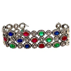 Weißes Silber-Tennisarmband mit 8,05 Karat Diamanten im Brillantschliff und drei Linien mit Edelsteinen