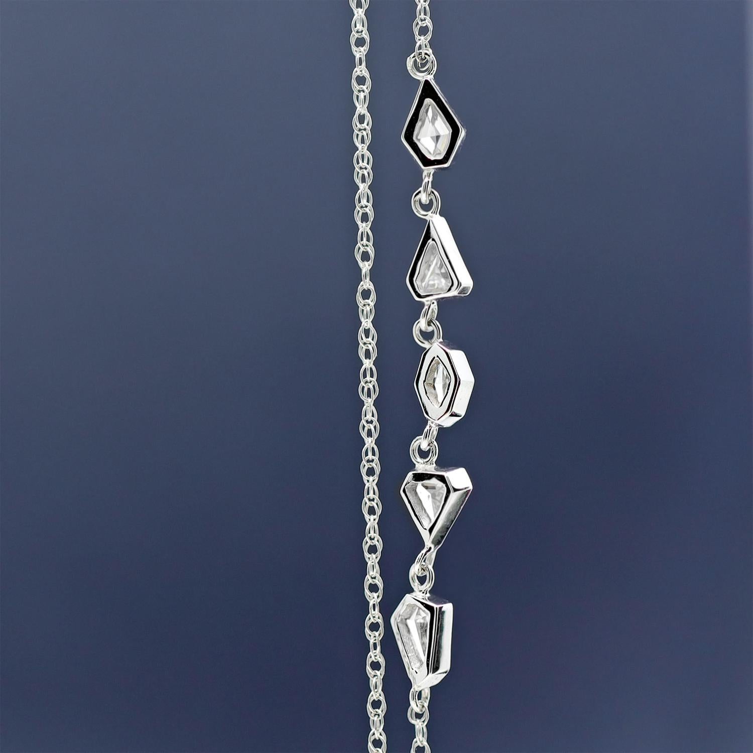 Brilliant-Cut Fancy White Diamond Five Stone White Gold Necklace, 2024 In New Condition For Sale In Dallas, TX
