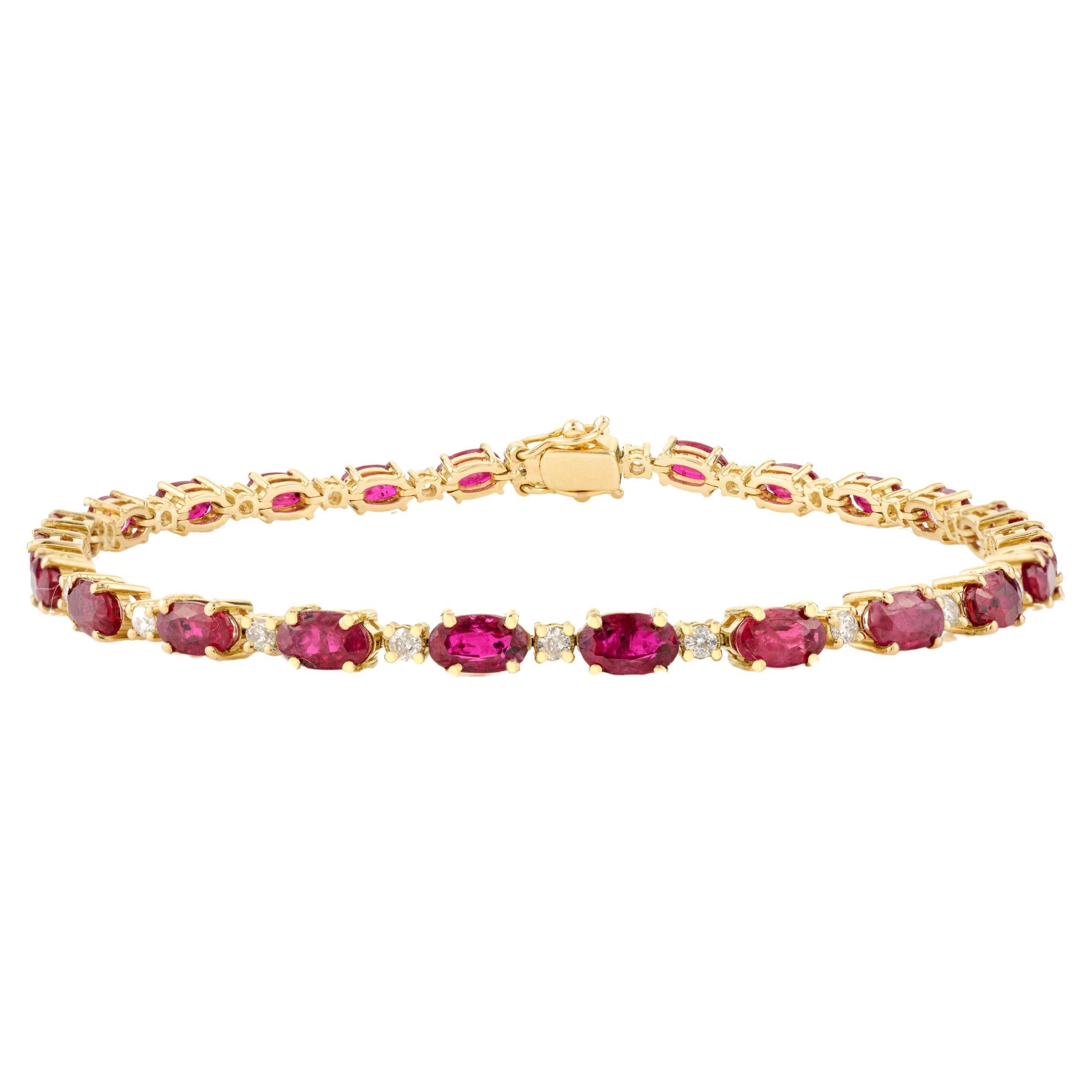 Brilliant Cut Ruby Diamond Wedding Bracelet for Mom in 18k Solid Yellow Gold For Sale