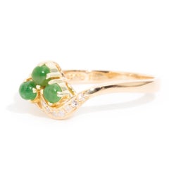 Brilliant Diamond and Oval Cabochon Jade Vintage Ring 14 Carat Yellow Gold