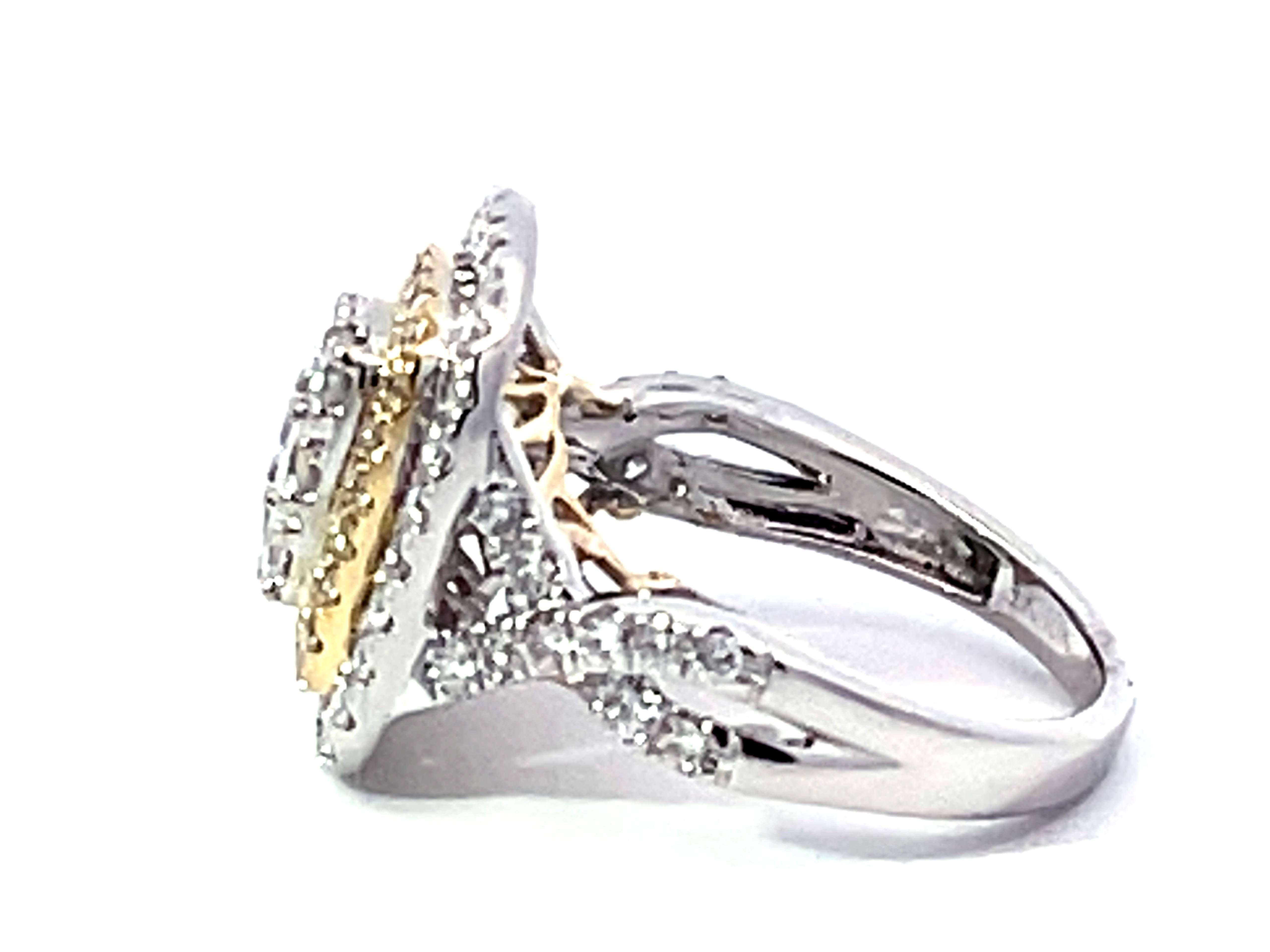 Bague double halo de diamants brillants en or blanc 10 carats Pour femmes en vente