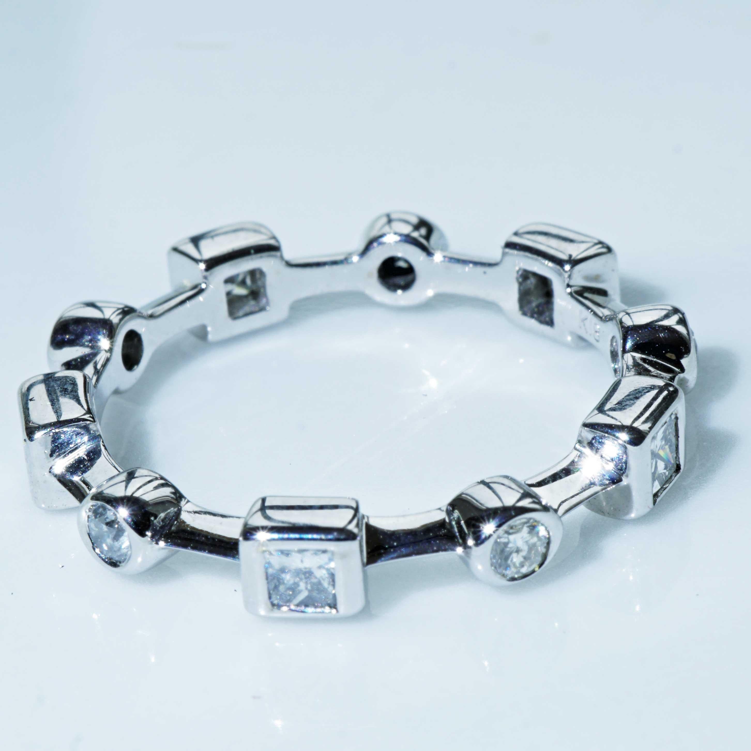 Women's or Men's Brilliant Diamond Ring 0.85 ct TW VS Top Design Memoire Style Great Workmanship