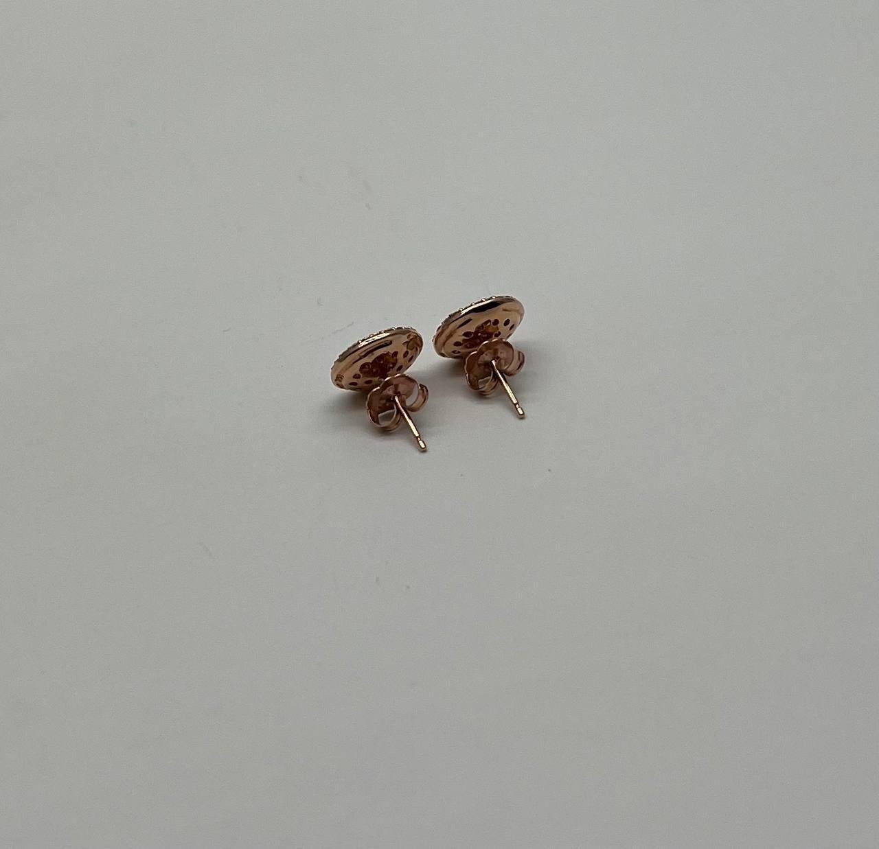 Women's Brilliant Diamonds Cluster Pave-Set 14K Rose Gold Classic Stud Earrings For Sale