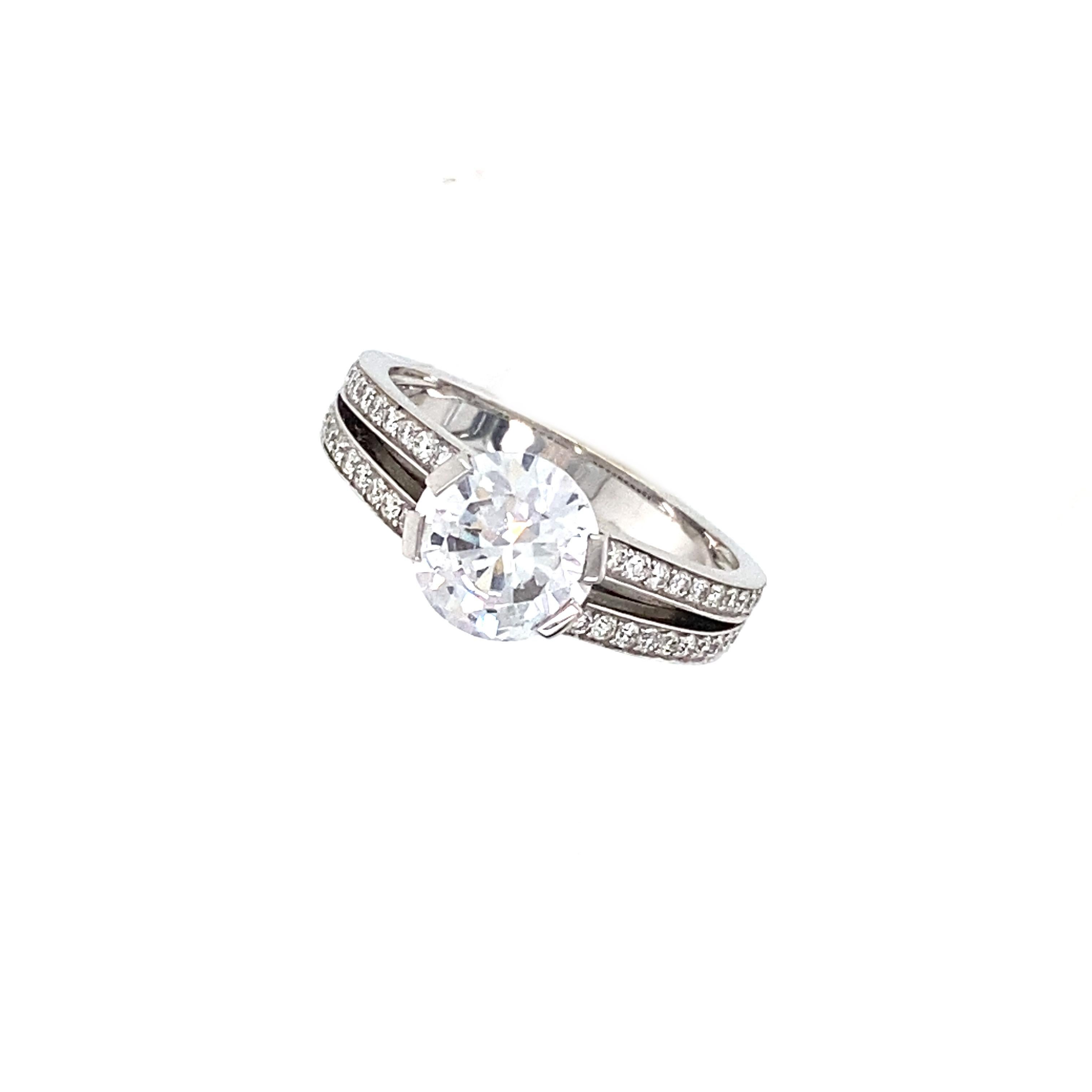 Women's Brilliant Diamonds Interchangeable Ring White Gold 18 Karat For Sale