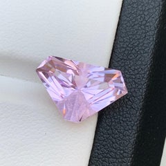 Brilliant Lilac Pink Natural Kunzite Ring Loose Gemstone 7.15 Ct Triangle Cut