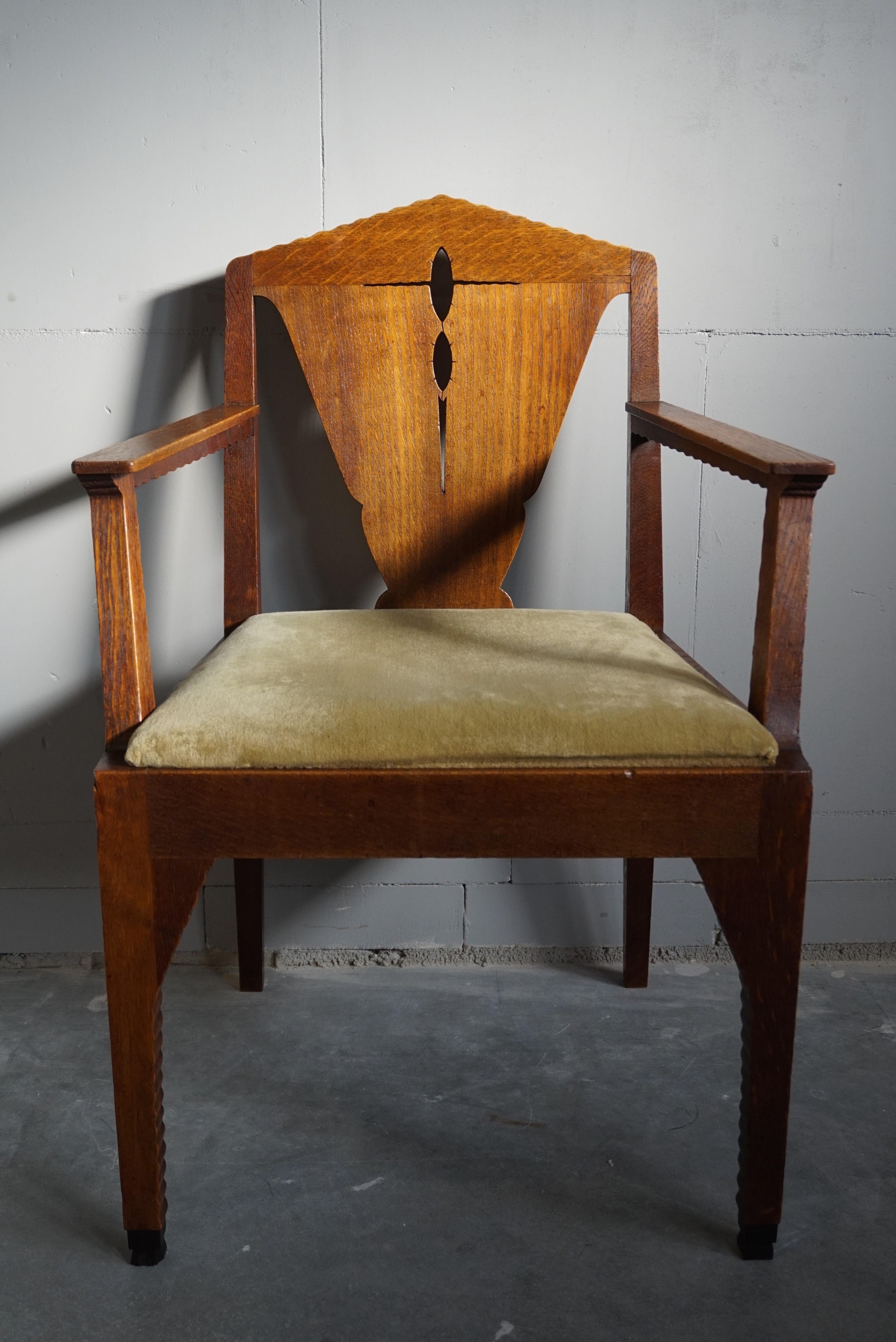 Brilliant Design Dutch Arts & Crafts Oak Desk Chair w. Original Upholstery 1910s For Sale 5