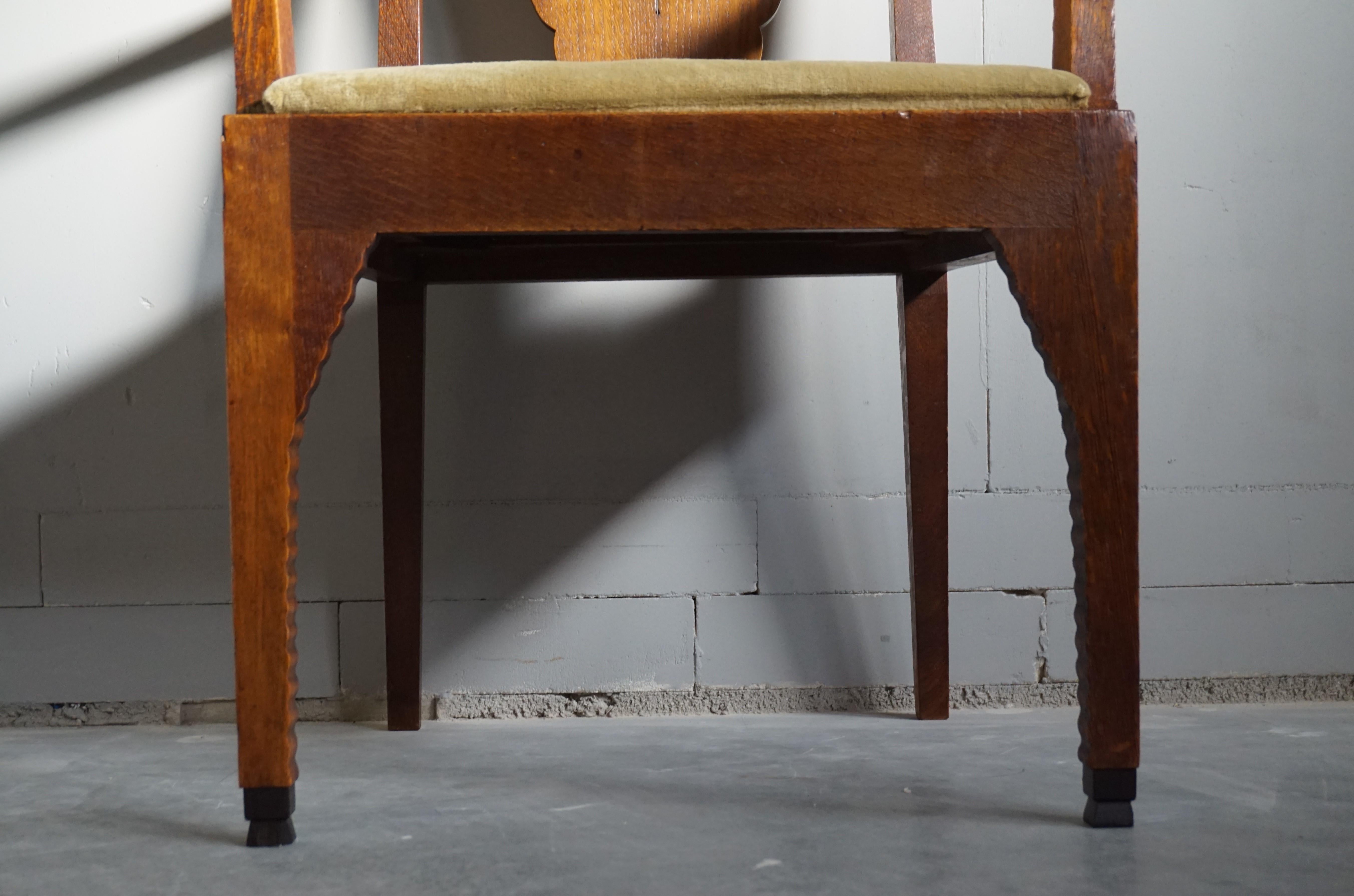 Brilliant Design Dutch Arts & Crafts Oak Desk Chair w. Original Upholstery 1910s For Sale 6