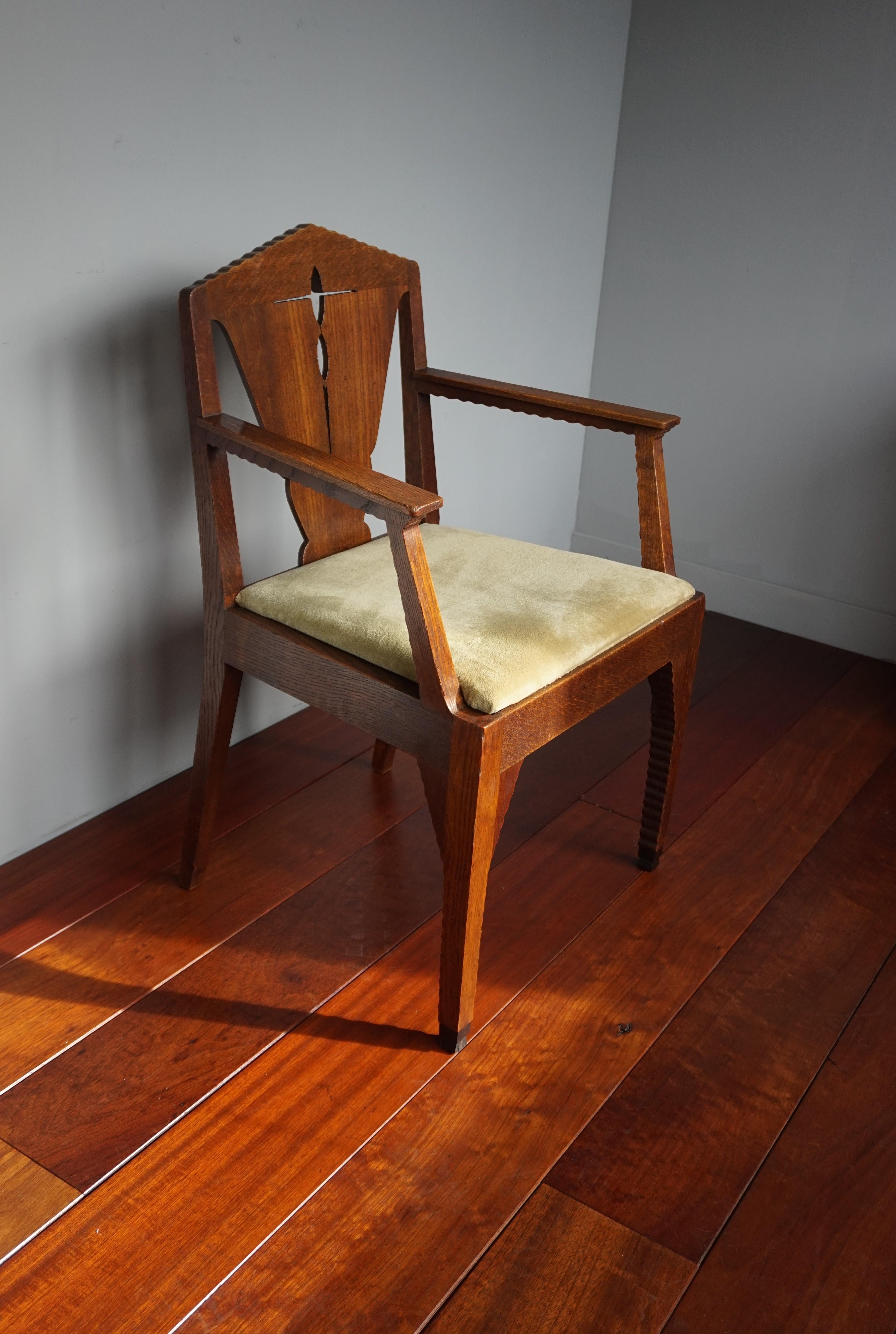 Brilliant Design Dutch Arts & Crafts Oak Desk Chair w. Original Upholstery 1910s For Sale 12