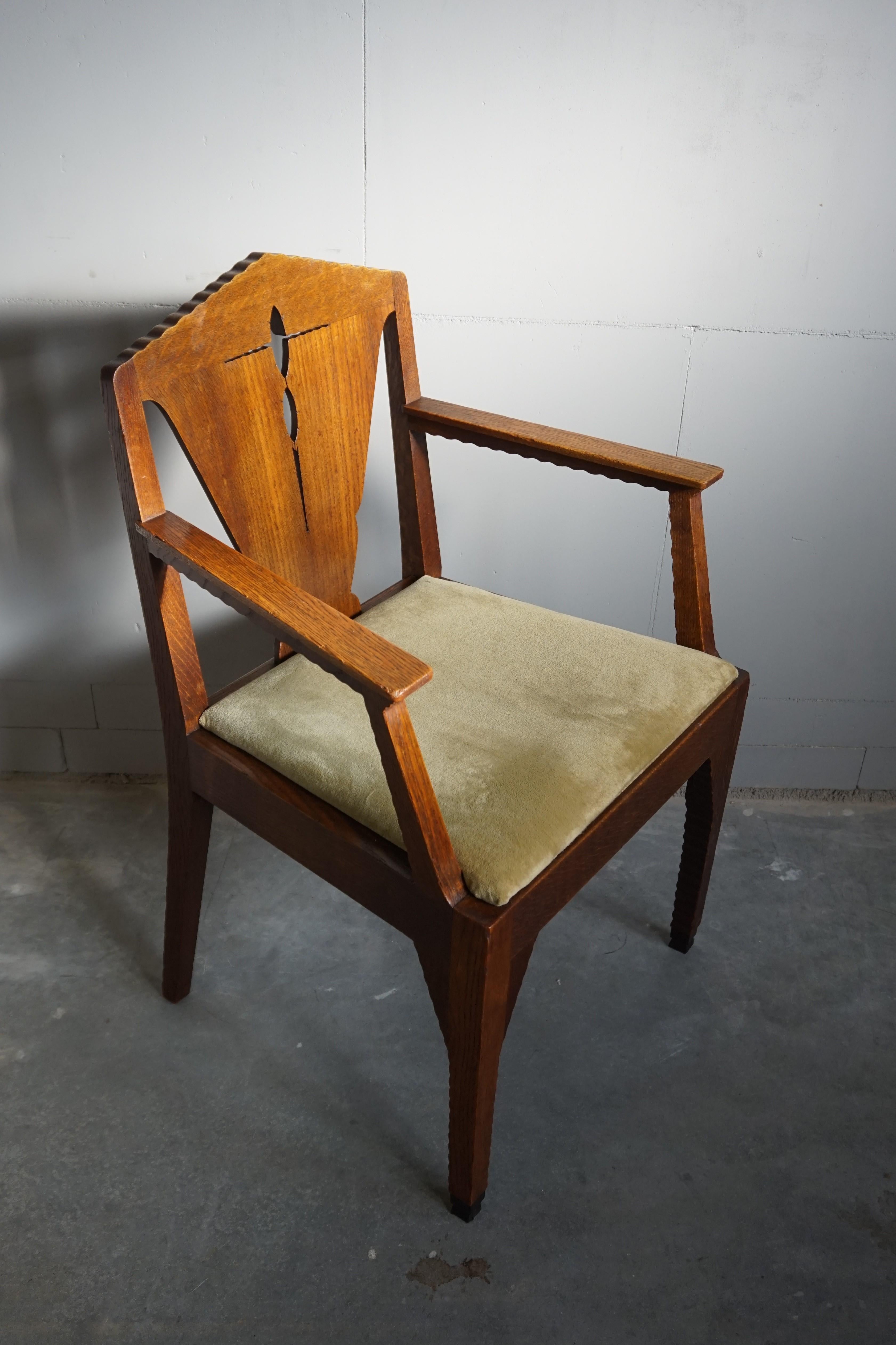 Arts and Crafts Brilliant Design Dutch Arts & Crafts Oak Desk Chair w. Original Upholstery 1910s For Sale