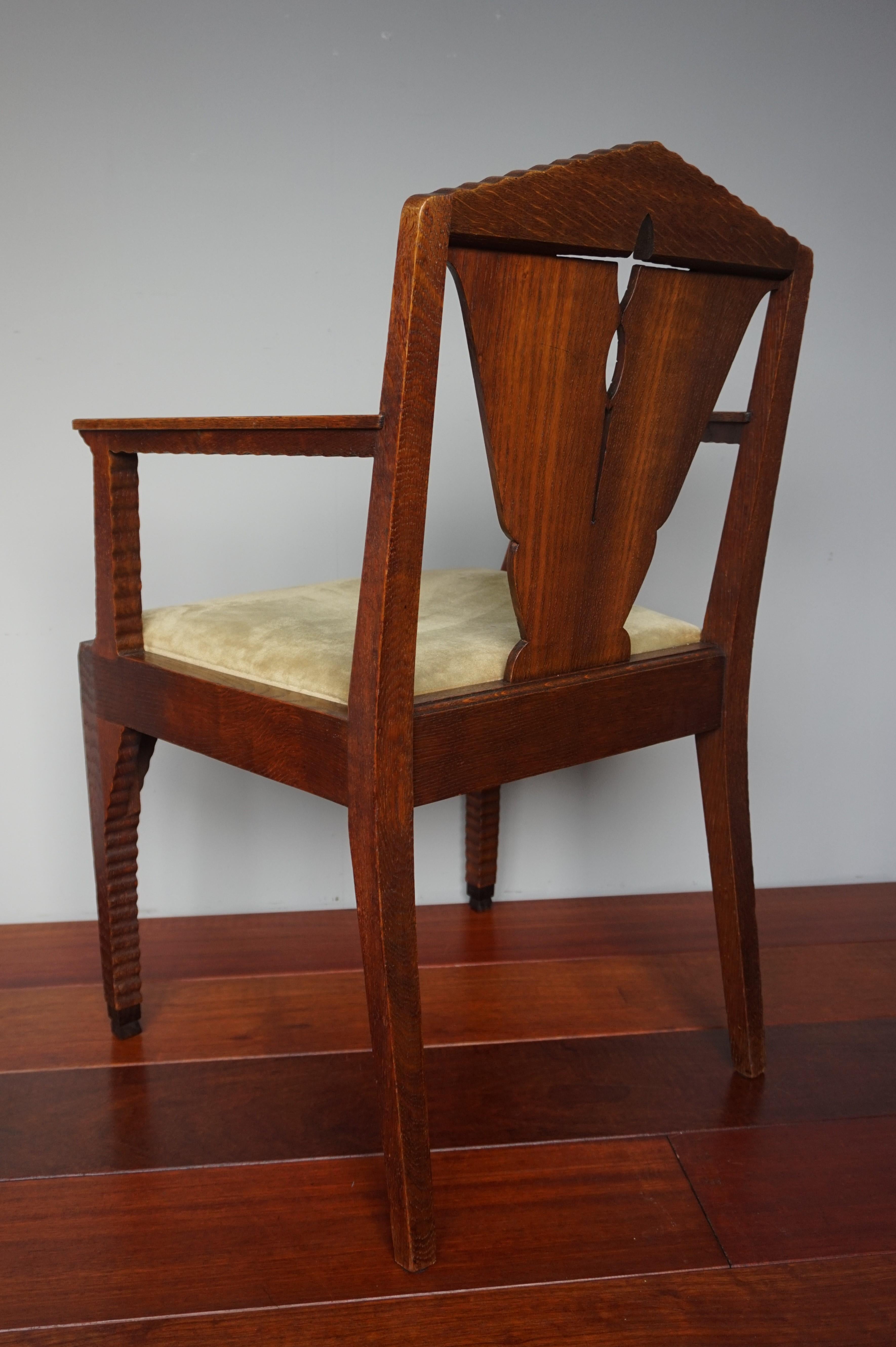 Brilliant Design Dutch Arts & Crafts Oak Desk Chair w. Original Upholstery 1910s For Sale 2