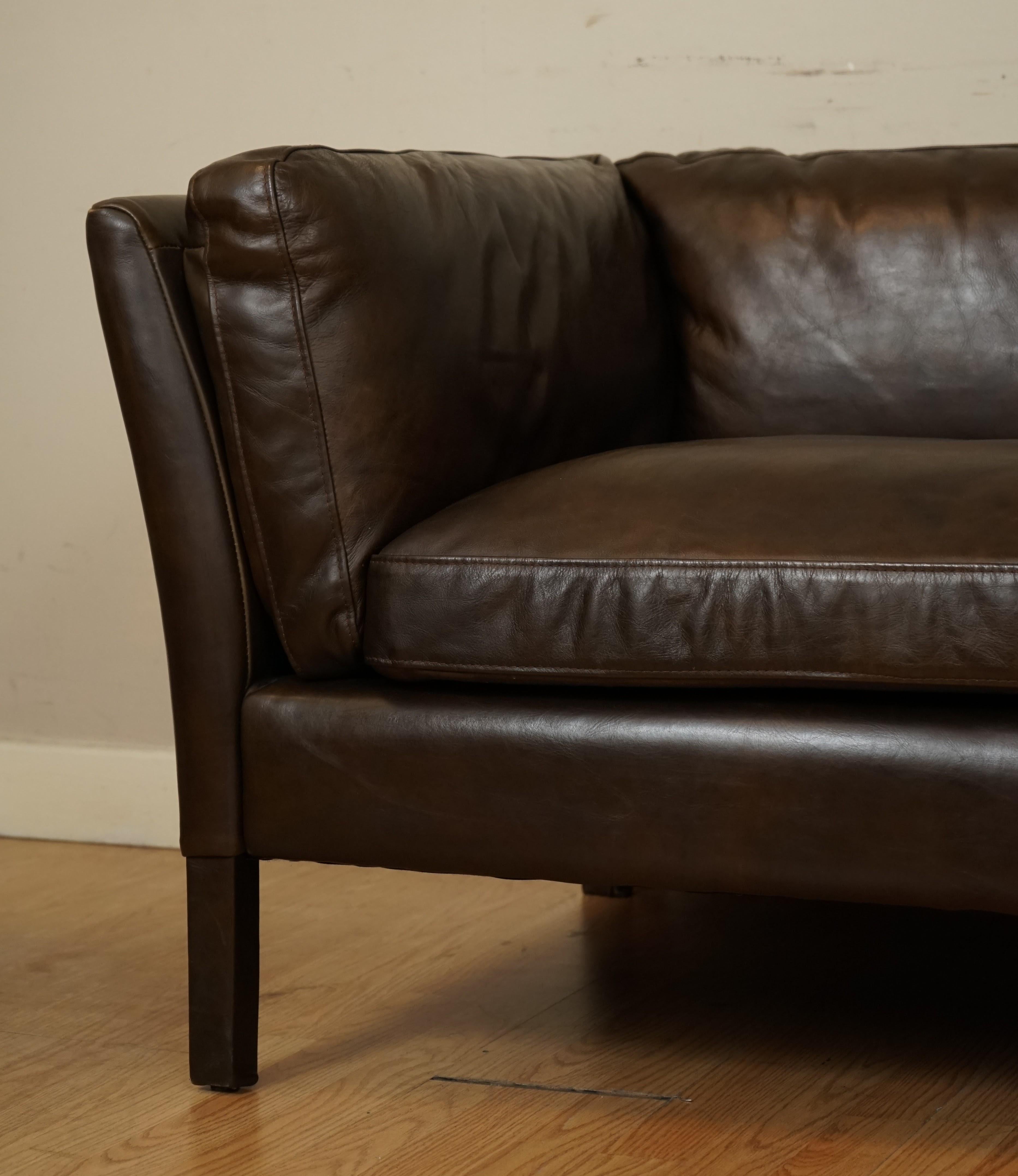 20th Century Brilliant Mint Condition Halo John Lewis Groucho Medium 2.5 Seater Leather Sofa