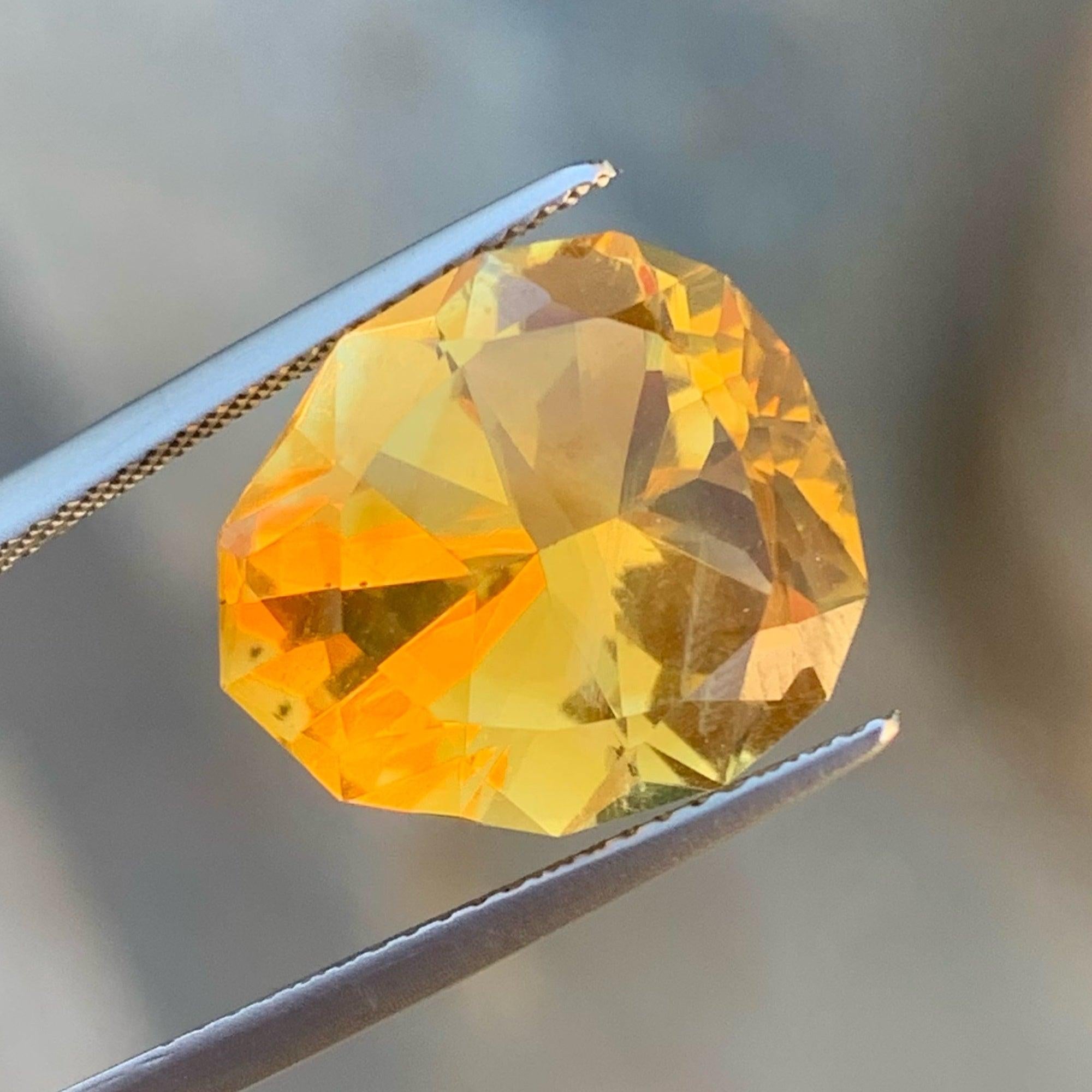 Modern Brilliant Natural Orange Yellow Citrine 8.05 CT AAA Loupe Clean Citrine Jewelry For Sale
