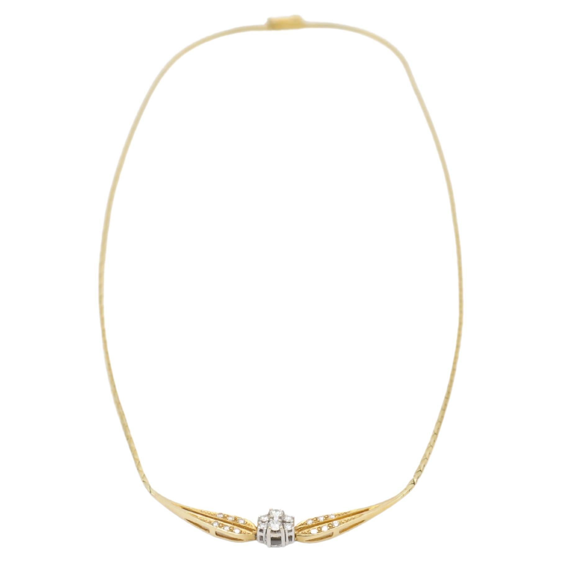 Brilliant Necklace Made of 14 Carat Yellow Gold For Sale