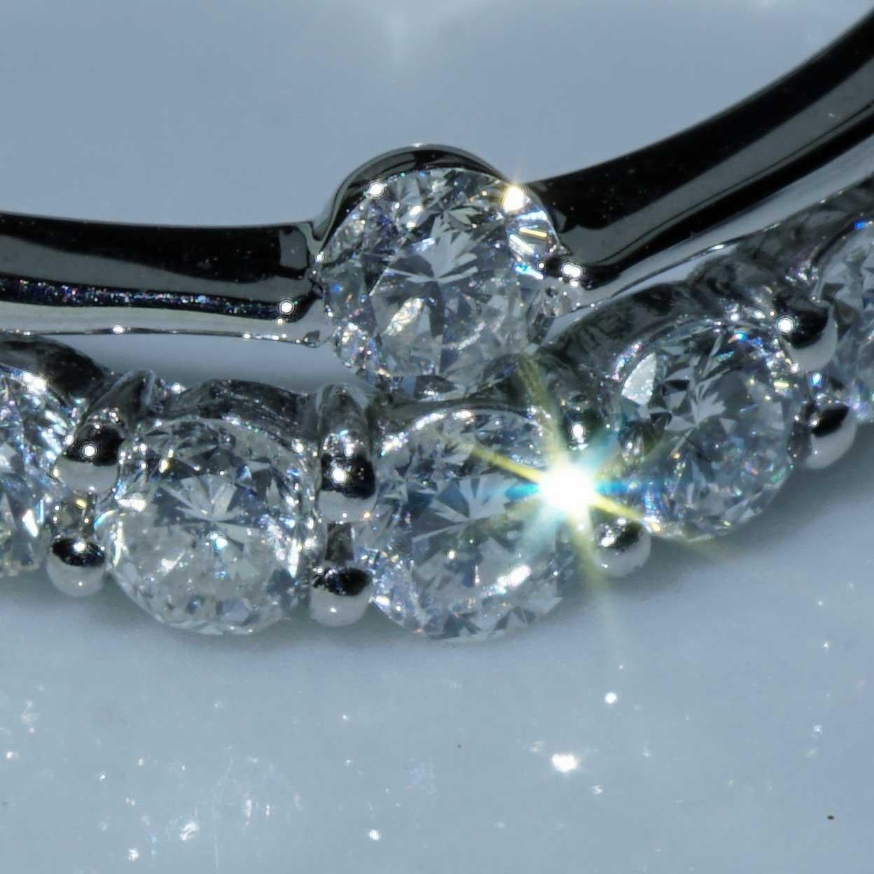 Brillantring Platin 1 ct W VS perfekt Brillanz groß V Design im Angebot 7
