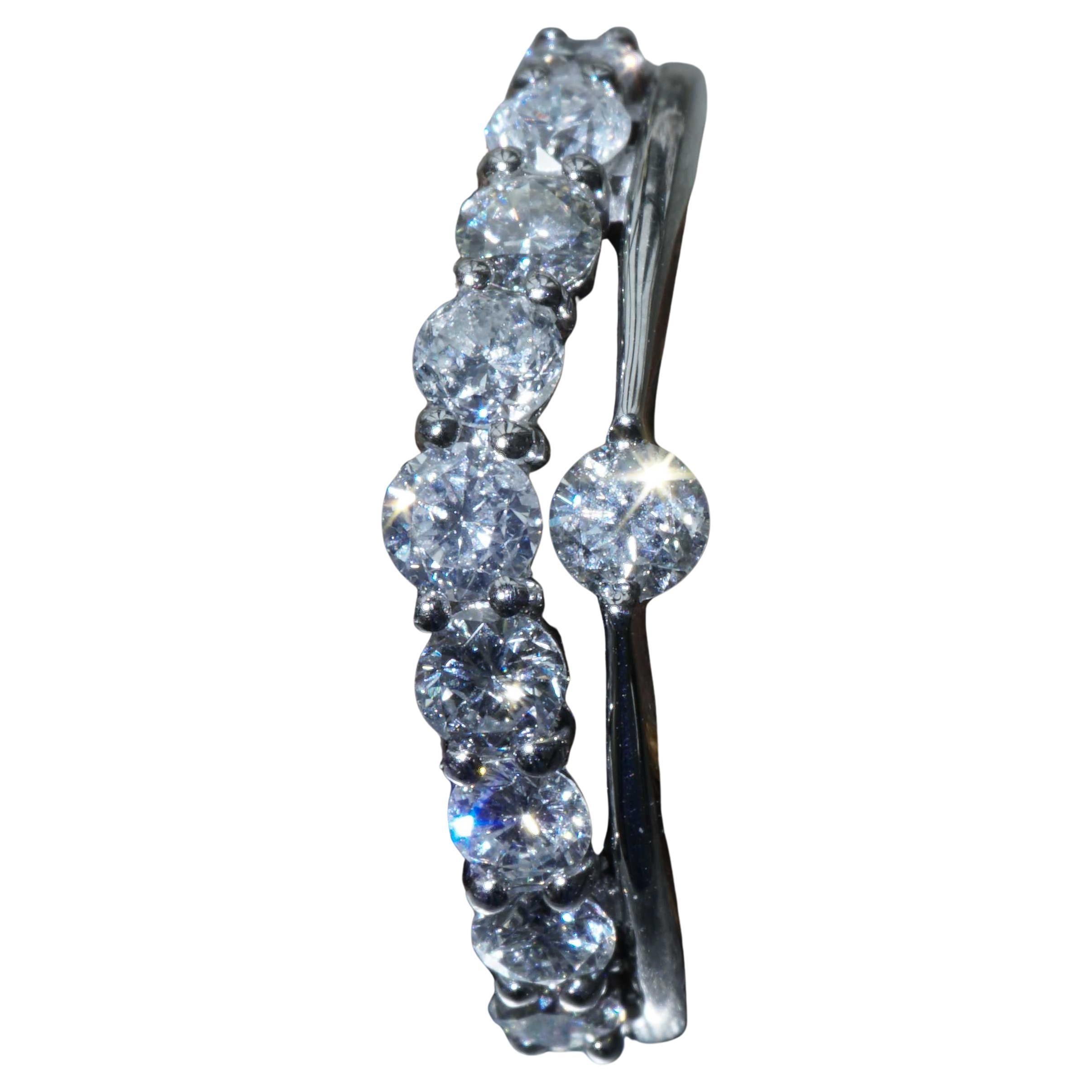 Brilliant Ring Platinum 1 ct W VS perfect Brilliance great V Design