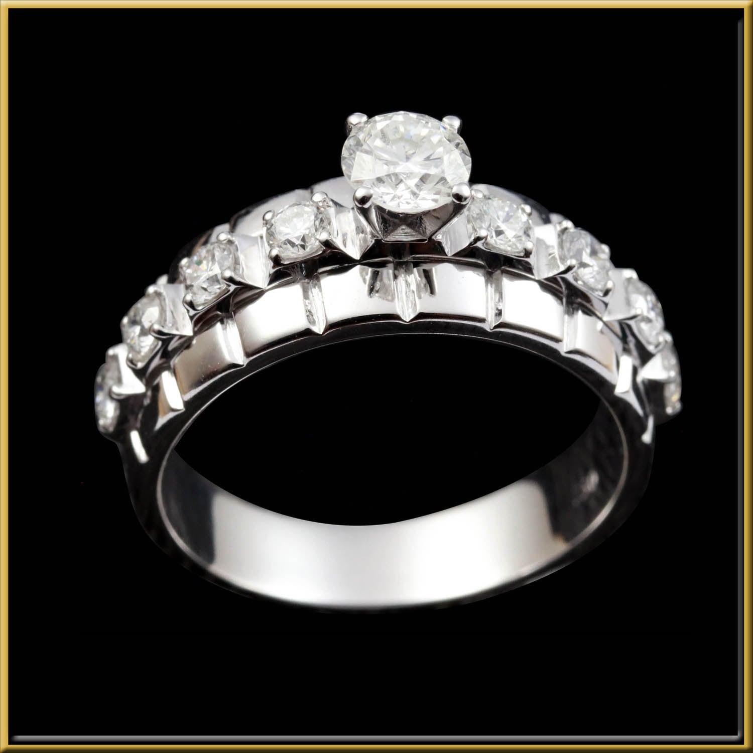 For Sale:  Brilliant Round Cut Diamond Engagement Ring in 18 Karat White Gold 3