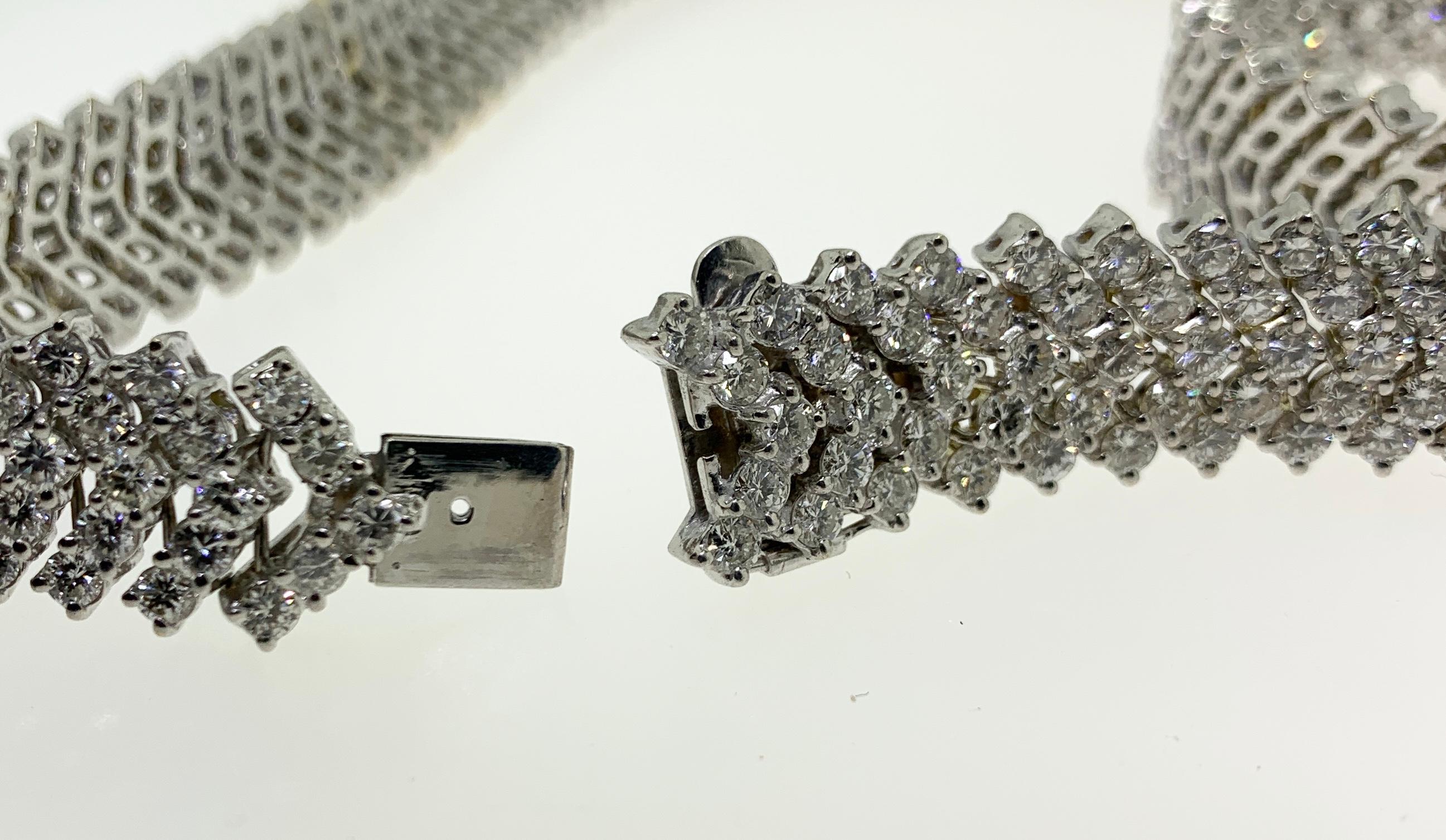 Collana di diamanti a forma di 
