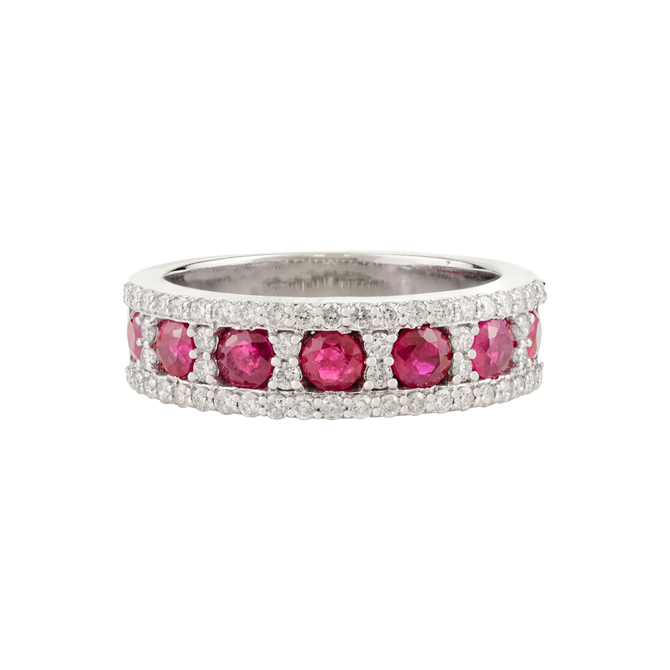 Bague d'éternité en or blanc 14k avec rubis brillant et diamant en halo