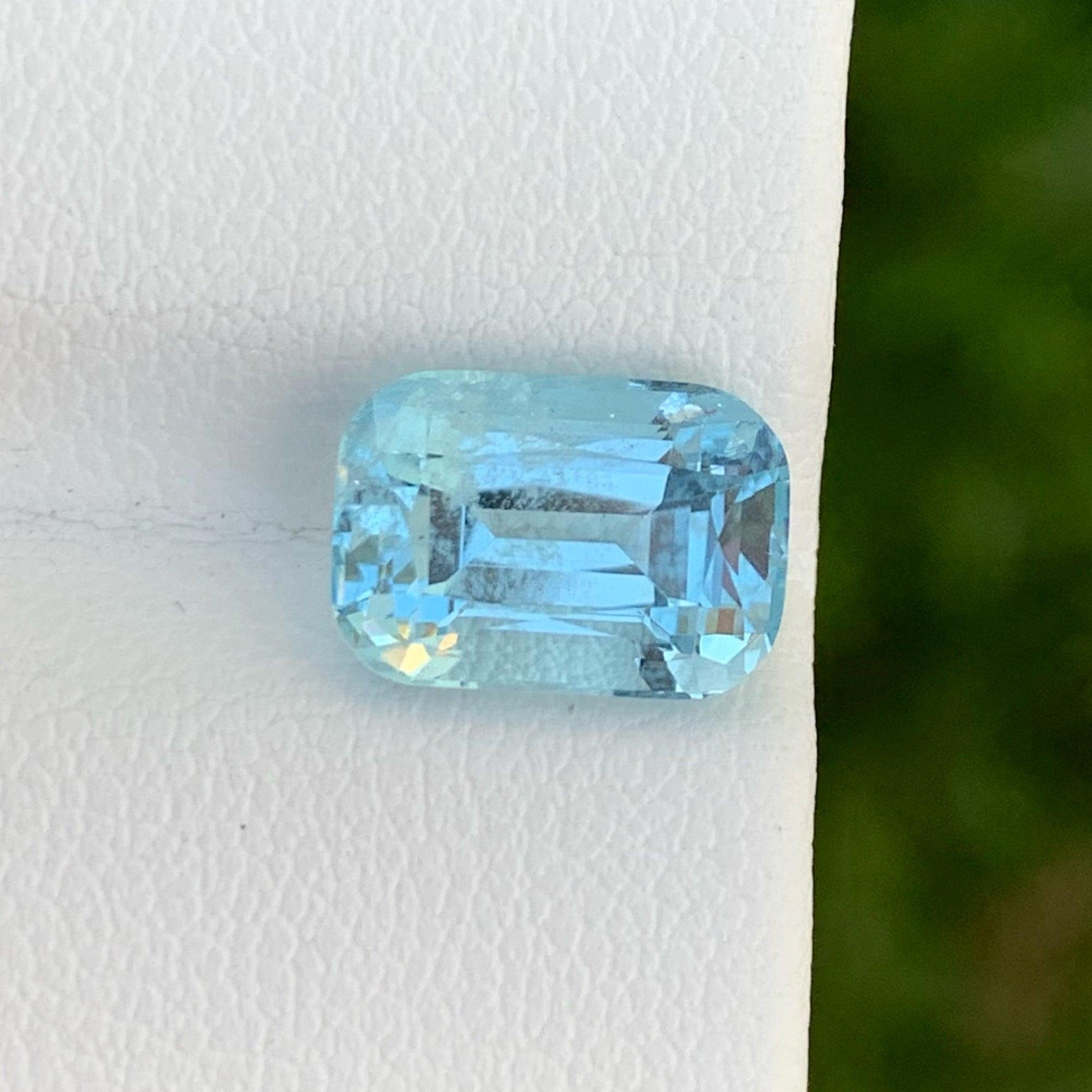 Brilliant Sky Blue Aquamarine Gemstone, Available for sale at wholesale price natural high quality 3.25 SI Clean Clarity Natural Loose Aquamarine from Madagascar.

Product Information:
GEMSTONE NAME:	Brilliant Sky Blue Aquamarine