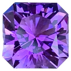 Brilliant Square Precision Cut Purple Color Amethyst Loose Gemstone for Jewelry