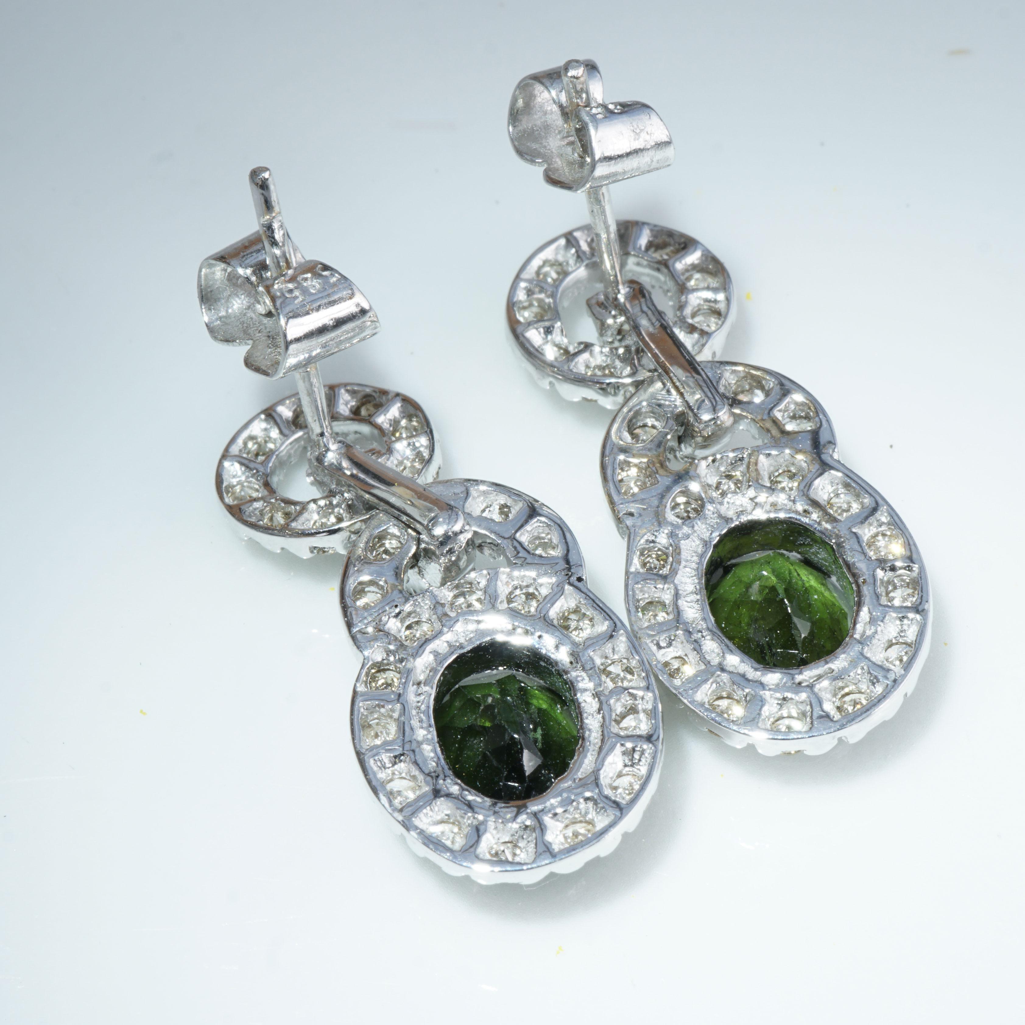 Brilliant Tourmaline Earrings 1.20 ct 27 x 11 mm sensational emeraldgreen Color For Sale 1