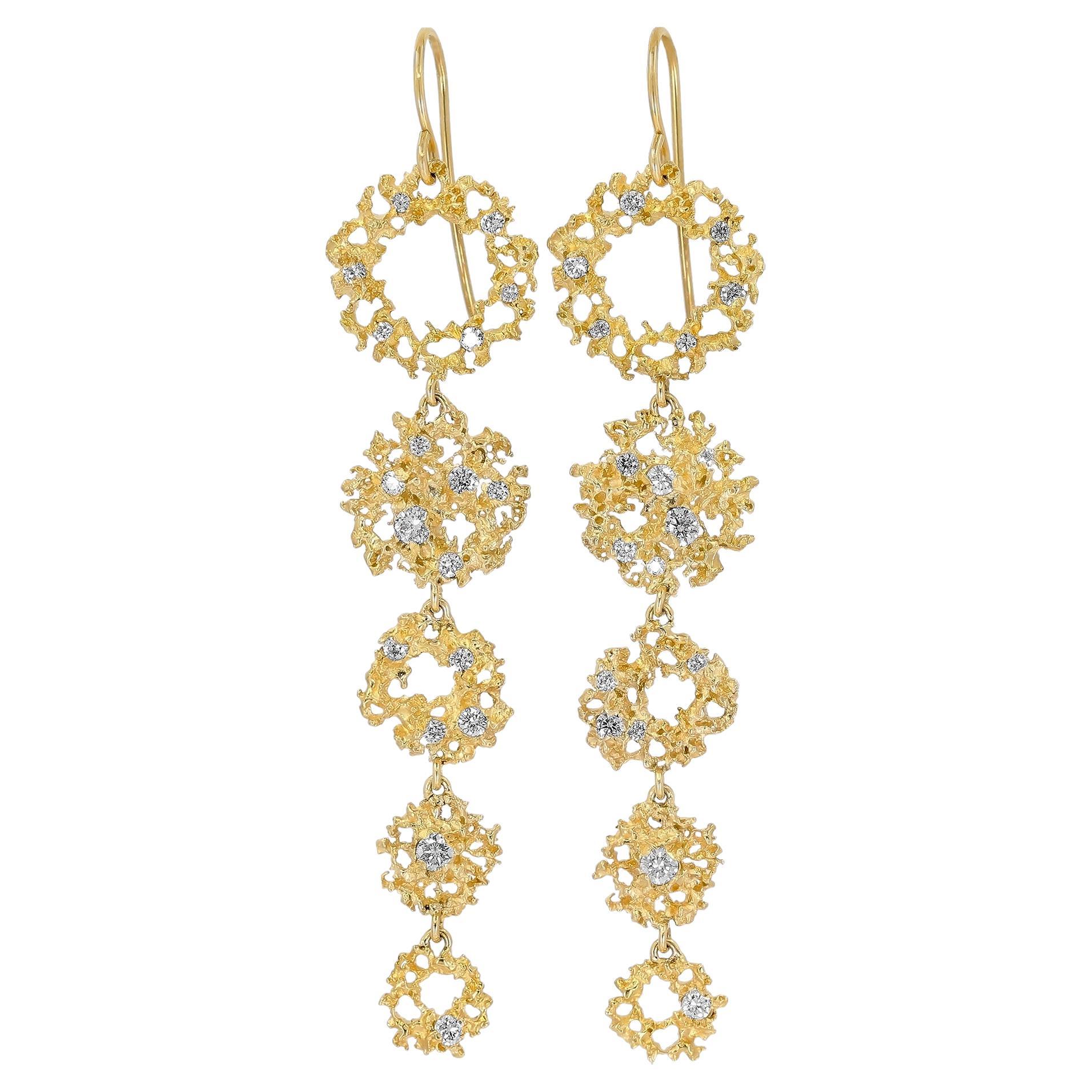Boucles d'oreilles pendantes en or jaune avec diamant blanc brillant et galaxie, Branch 2022 en vente