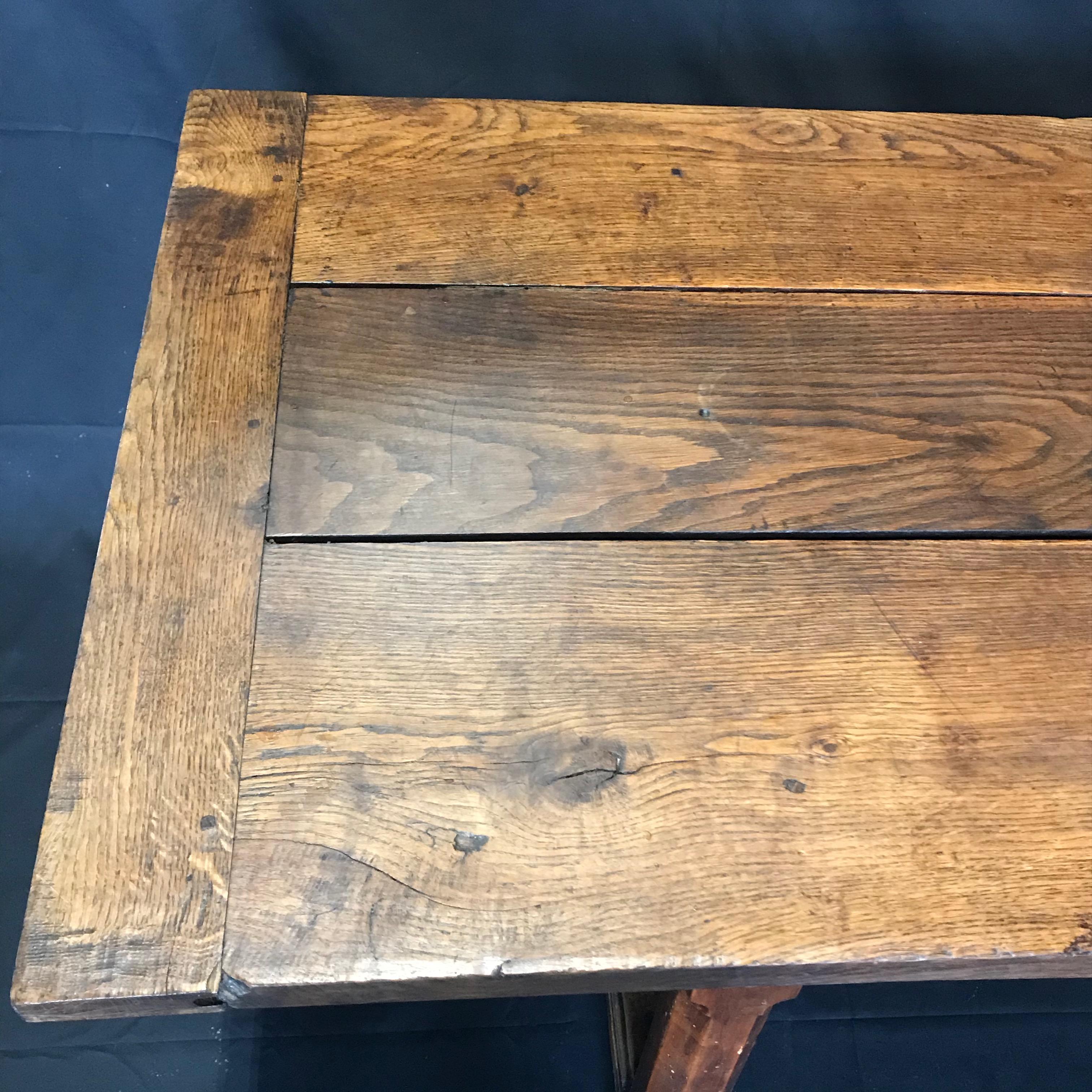 Brilliantly Charming Early 19th Century Oak Farm Table with Sliding Drawers 8