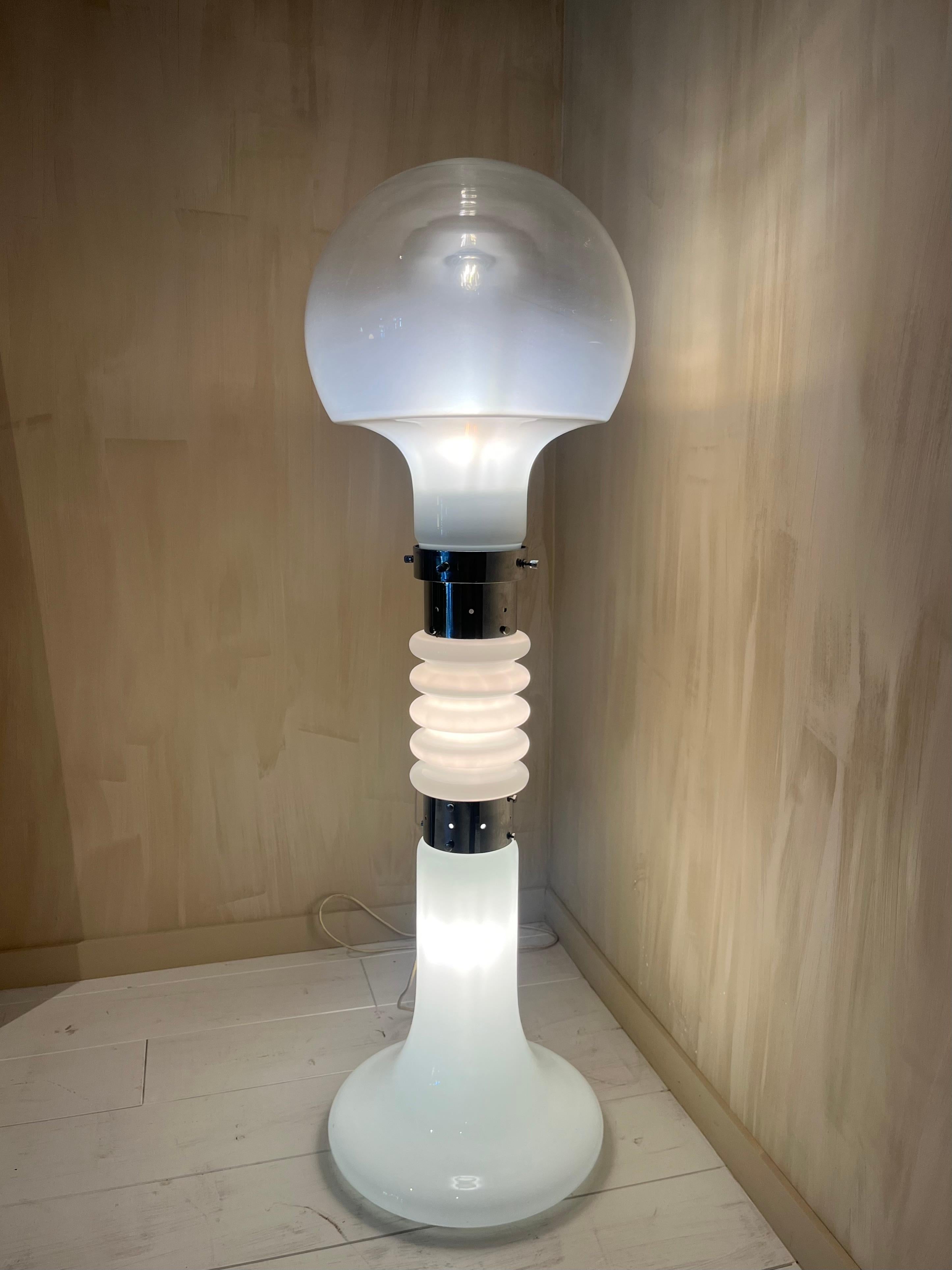 Lampada da terra 