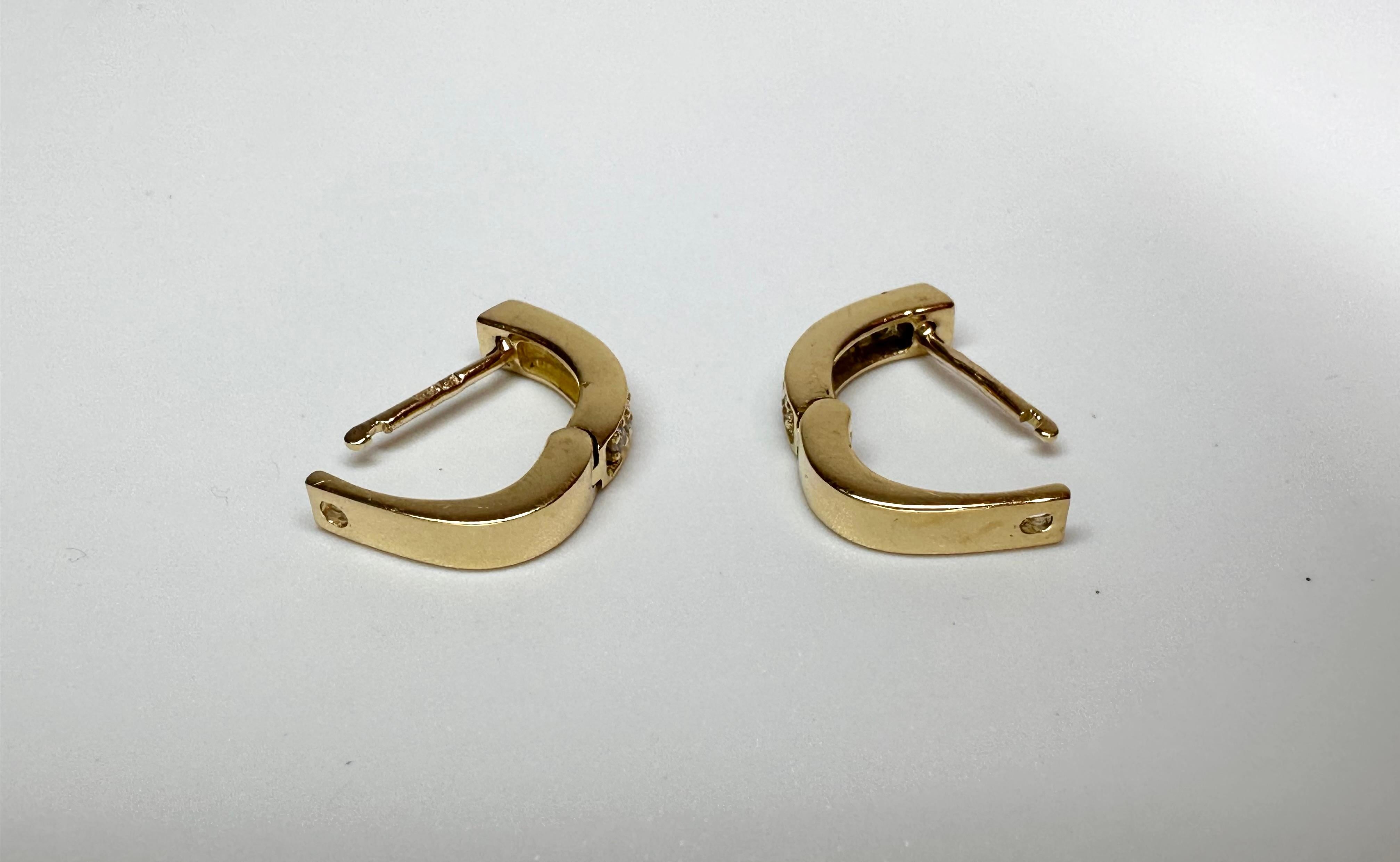 Uomo Brincos di Argola in Ouro Branco o Amarelo 18k e 0,21 carati di diamanti in vendita