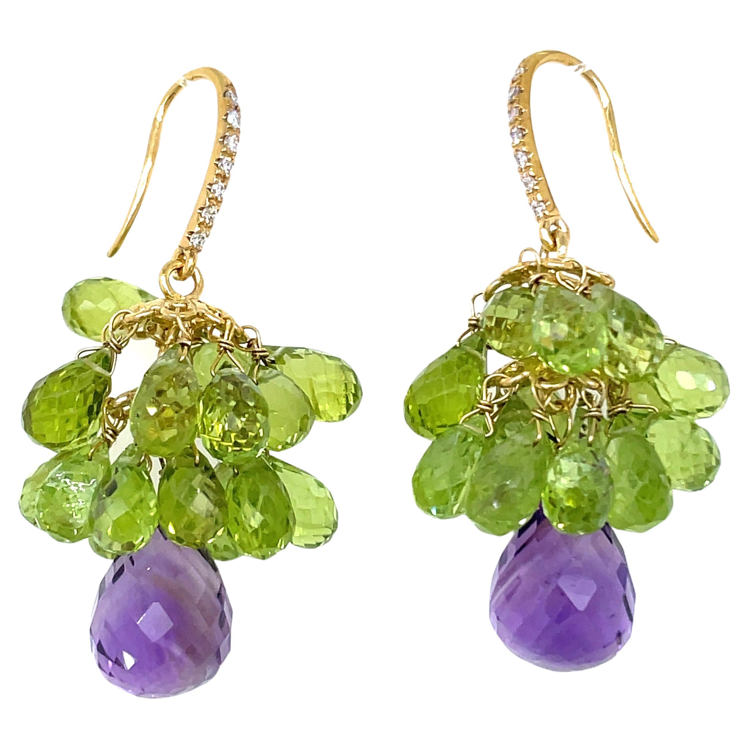 Orecchini a goccia con ametista e peridoto taglio briolette, 48 carati, in oro 18 ct.