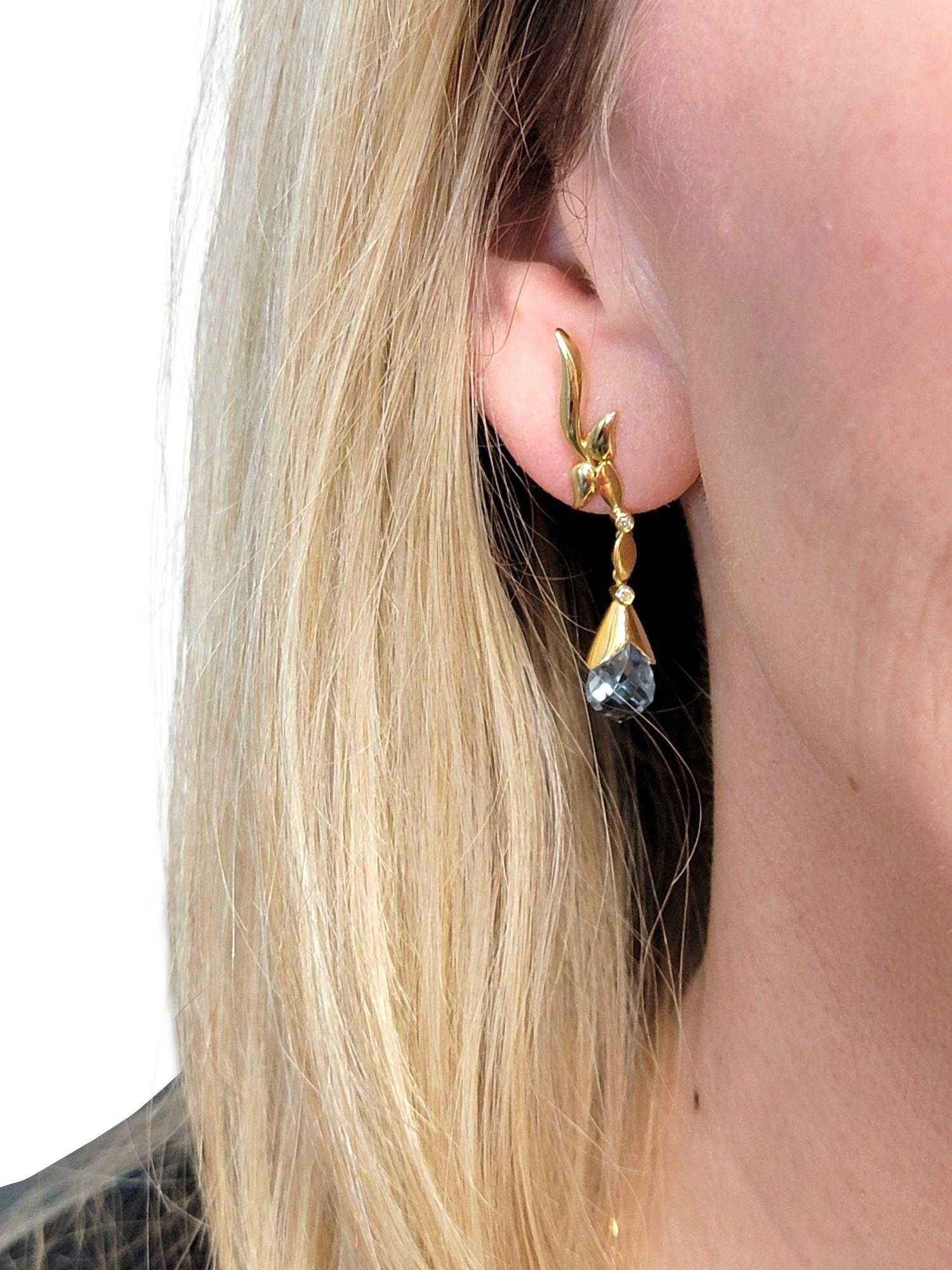 Briolette Cut Blue Topaz and Diamond Dangle Earrings in 18 Karat Yellow Gold in vendita 3