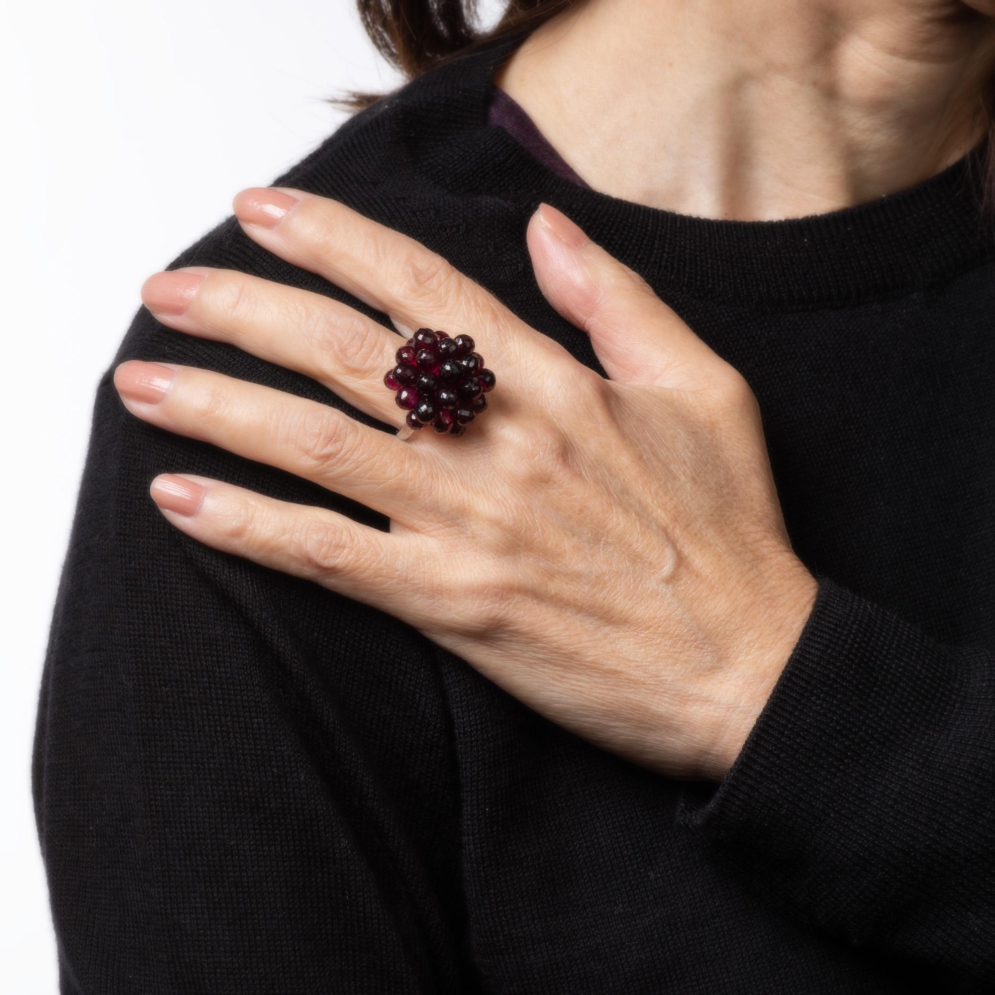 Women's Briolette Garnet Cluster Ring Vintage 18k White Gold Cocktail Jewelry 6 Jewelry For Sale