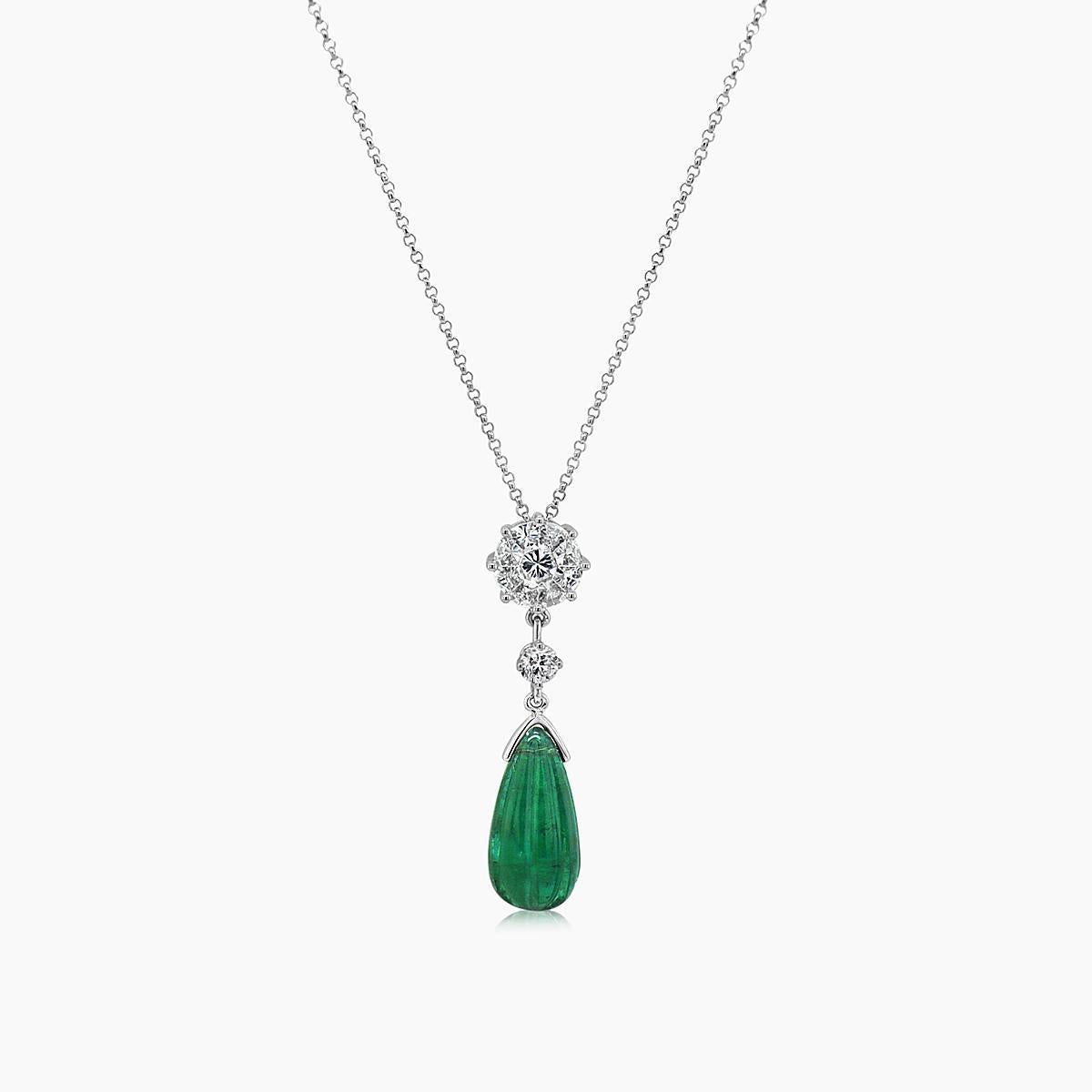 Collier pendentif Briolette en or blanc 18K avec émeraude verte et diamant blanc Neuf - En vente à Oakton, VA