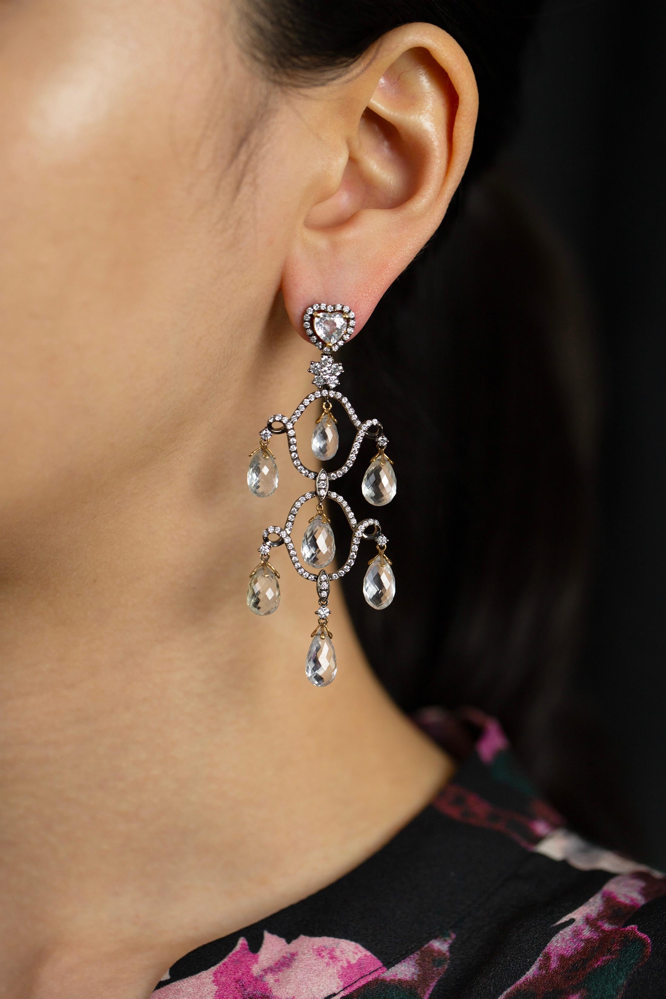 Roman Malakov Pendientes araña de zafiro briolette y diamante redondo de 37,86 quilates Contemporáneo en venta