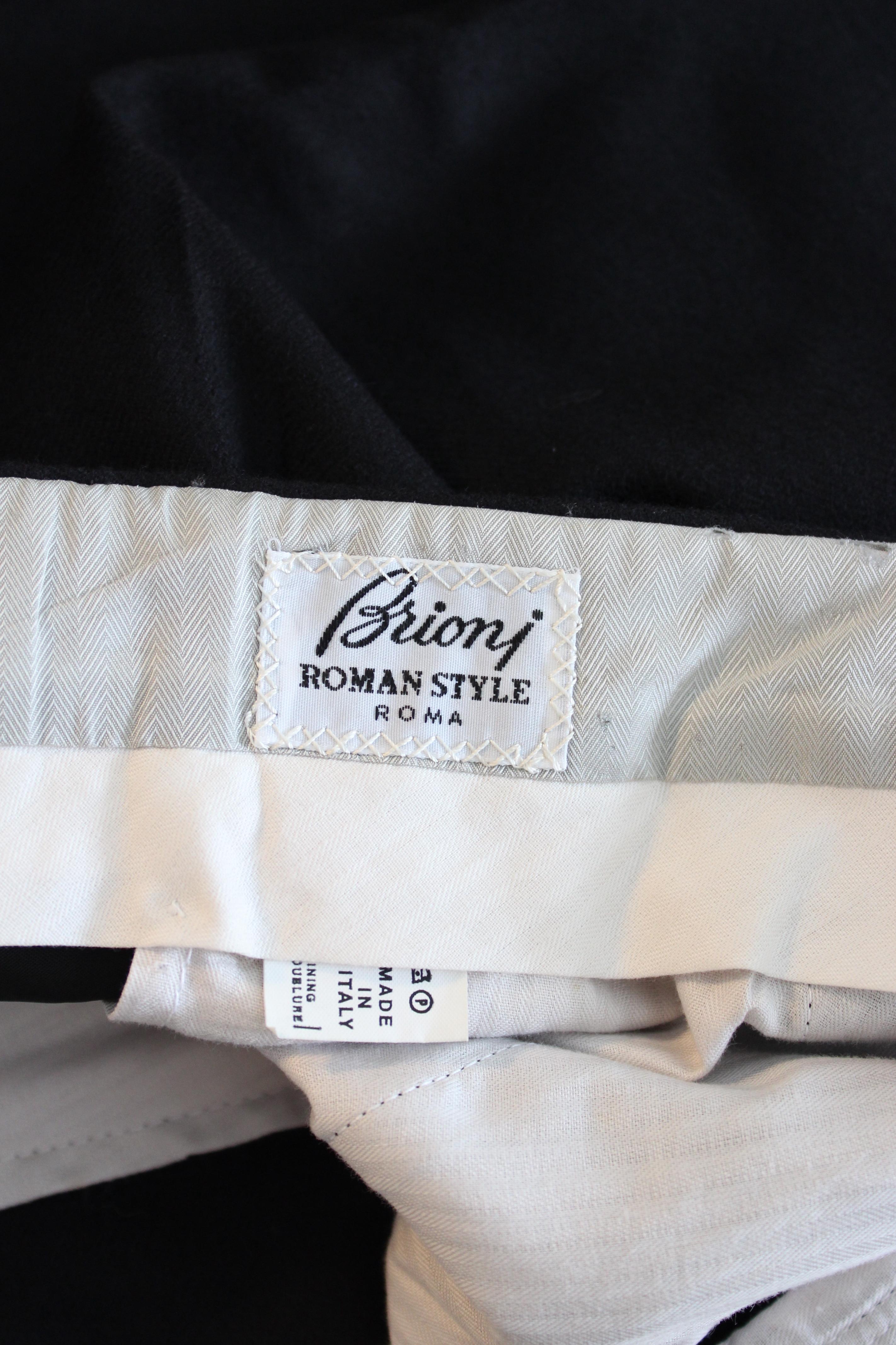 Brioni Black Wool Classic Trousers In New Condition In Brindisi, Bt