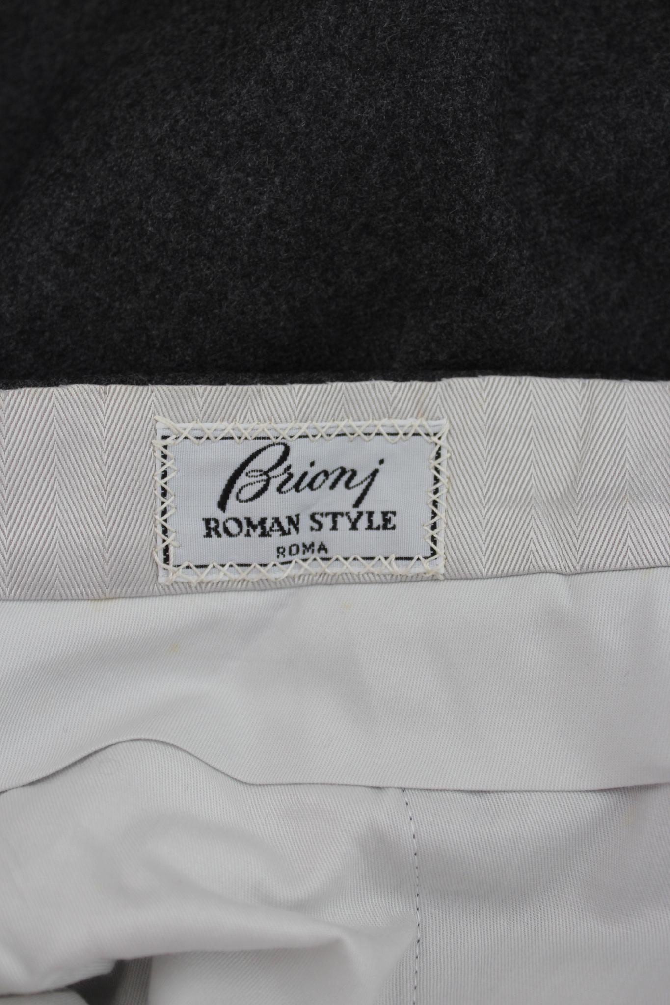Brioni Gray Wool Elegant Pants For Sale 1
